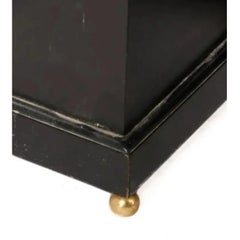 Coppia di supporti decorativi della metà del XX secolo con montature in ottone