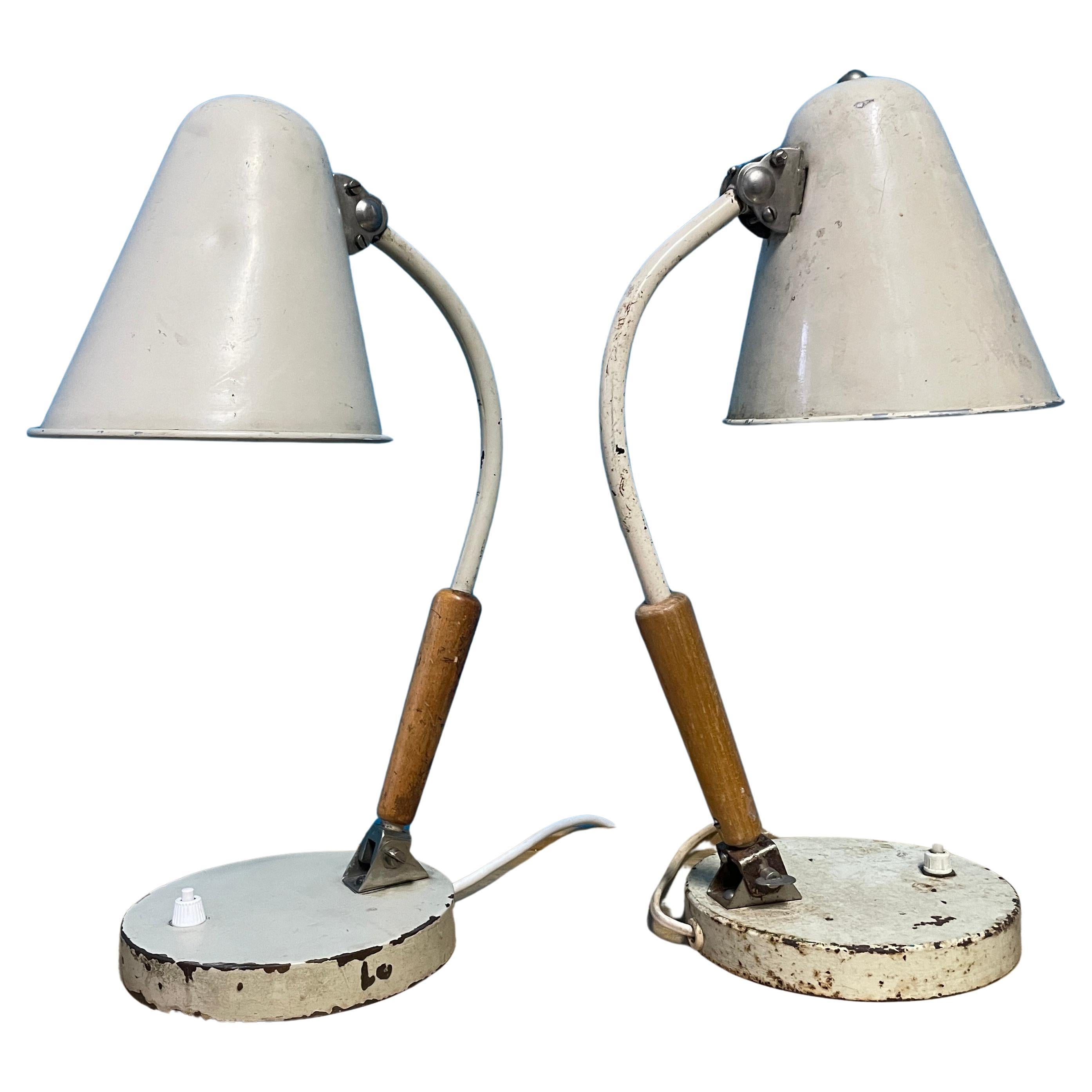 Paire de lampes de bureau du milieu du 20e siècle pour Idman