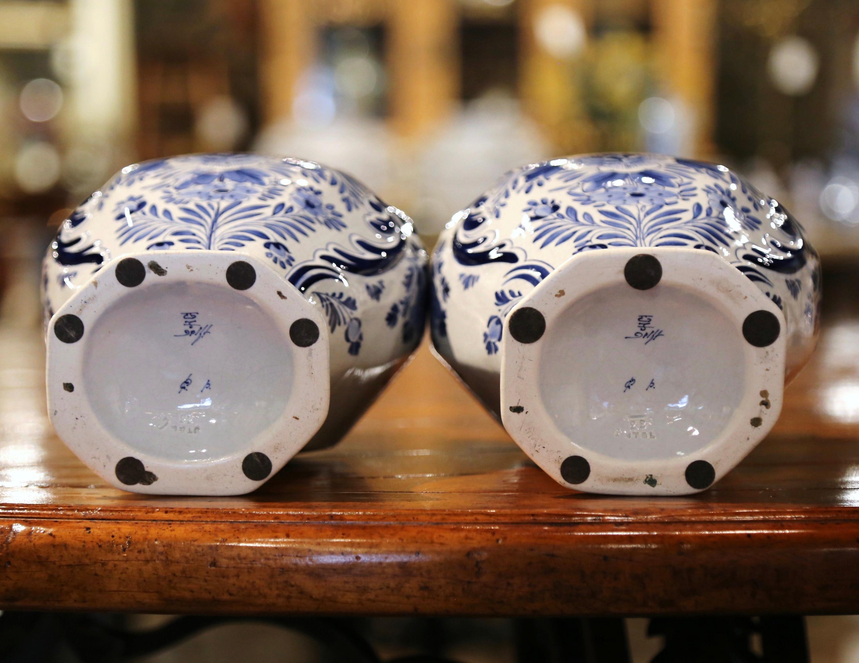 Pair of Mid-20th Century Dutch Blue and White Hand-Painted Delft Ginger Jars 7