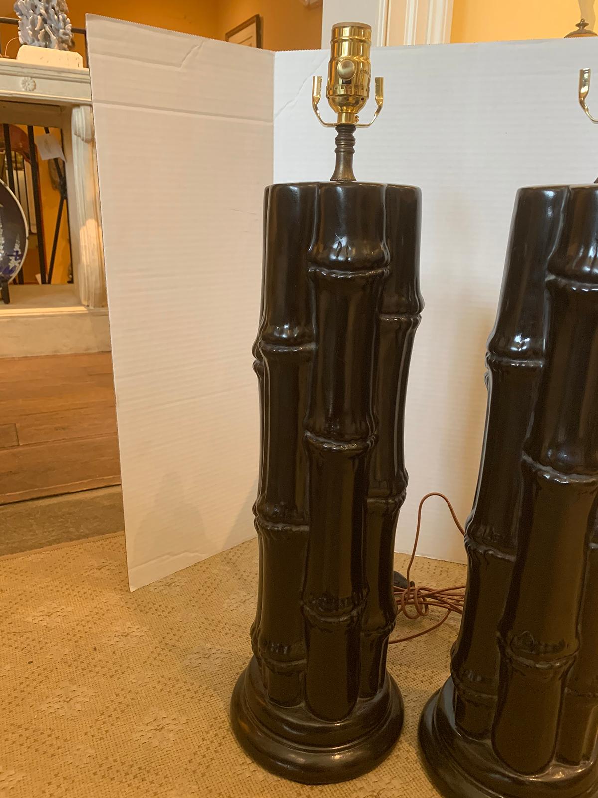 Pair of Mid-20th Century Ebonized Faux Bamboo Column Lamps For Sale 1