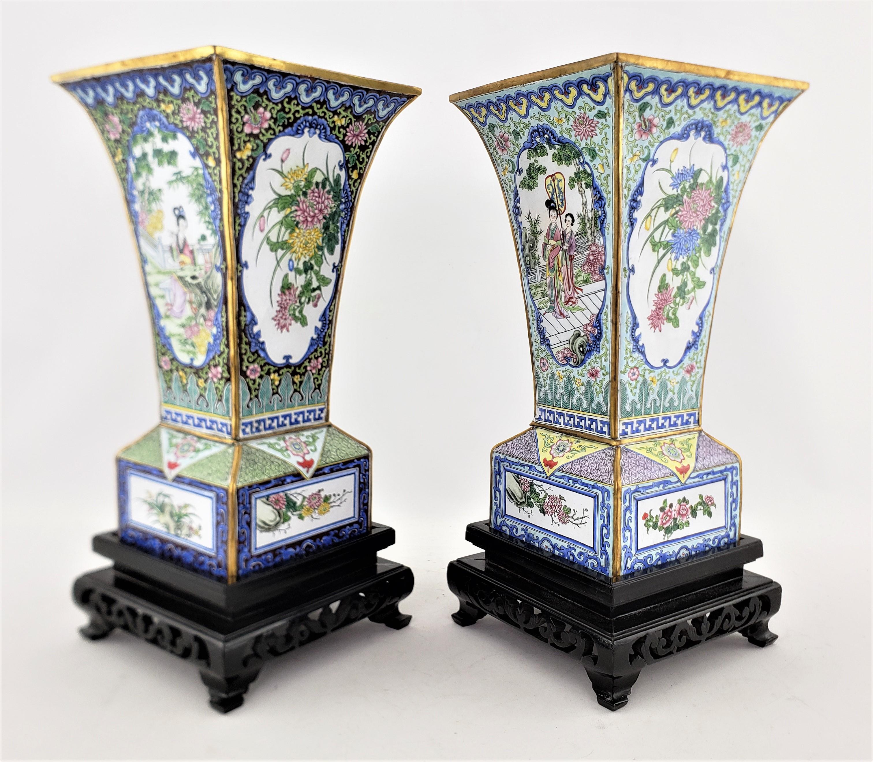 Pair of Mid 20th Century Enameled Copper Vases with Floral & Geisha Decoration For Sale 1