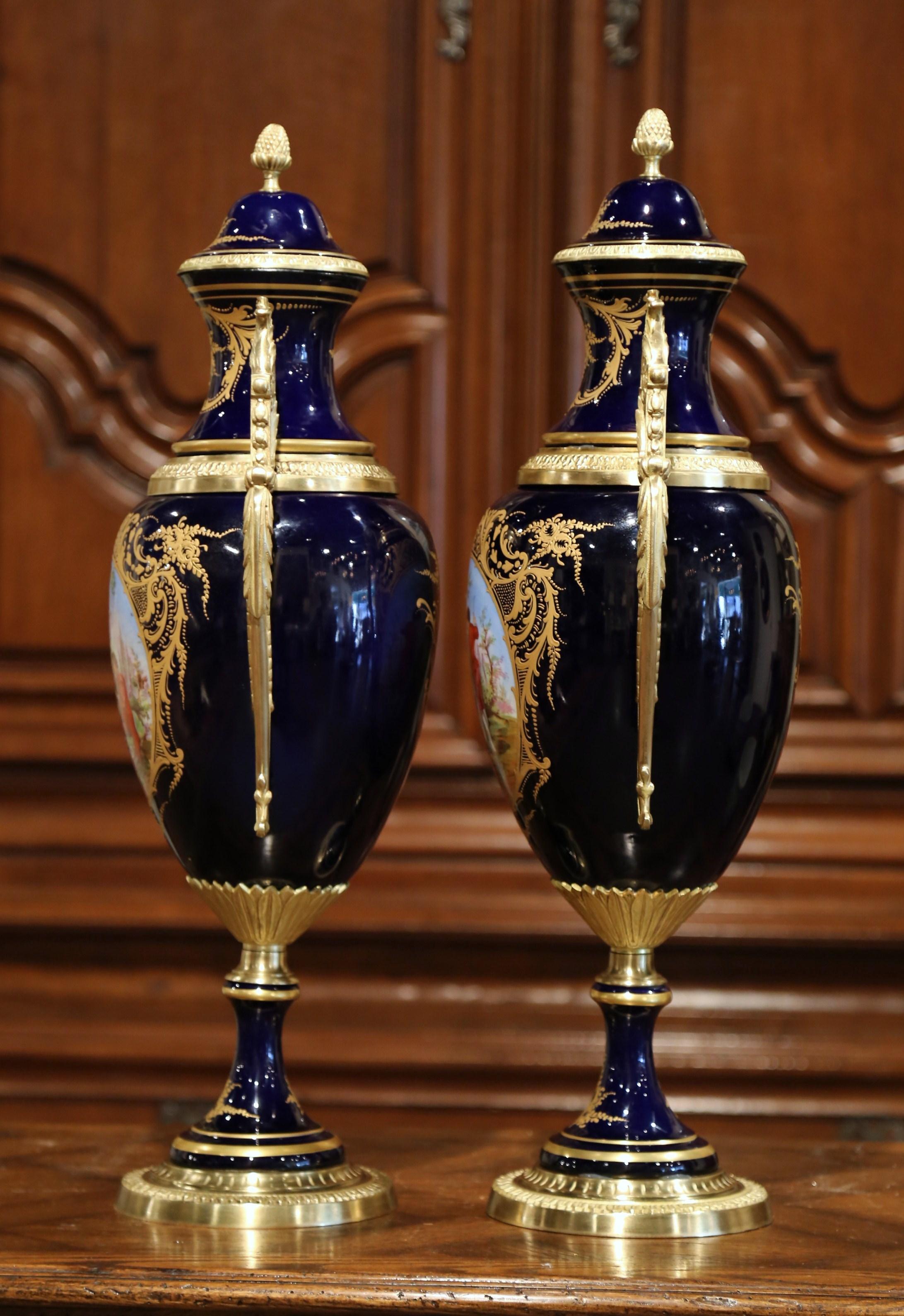 Pair of Mid-20th Century French Blue Royal Porcelain and Bronze Sèvres Urns 3