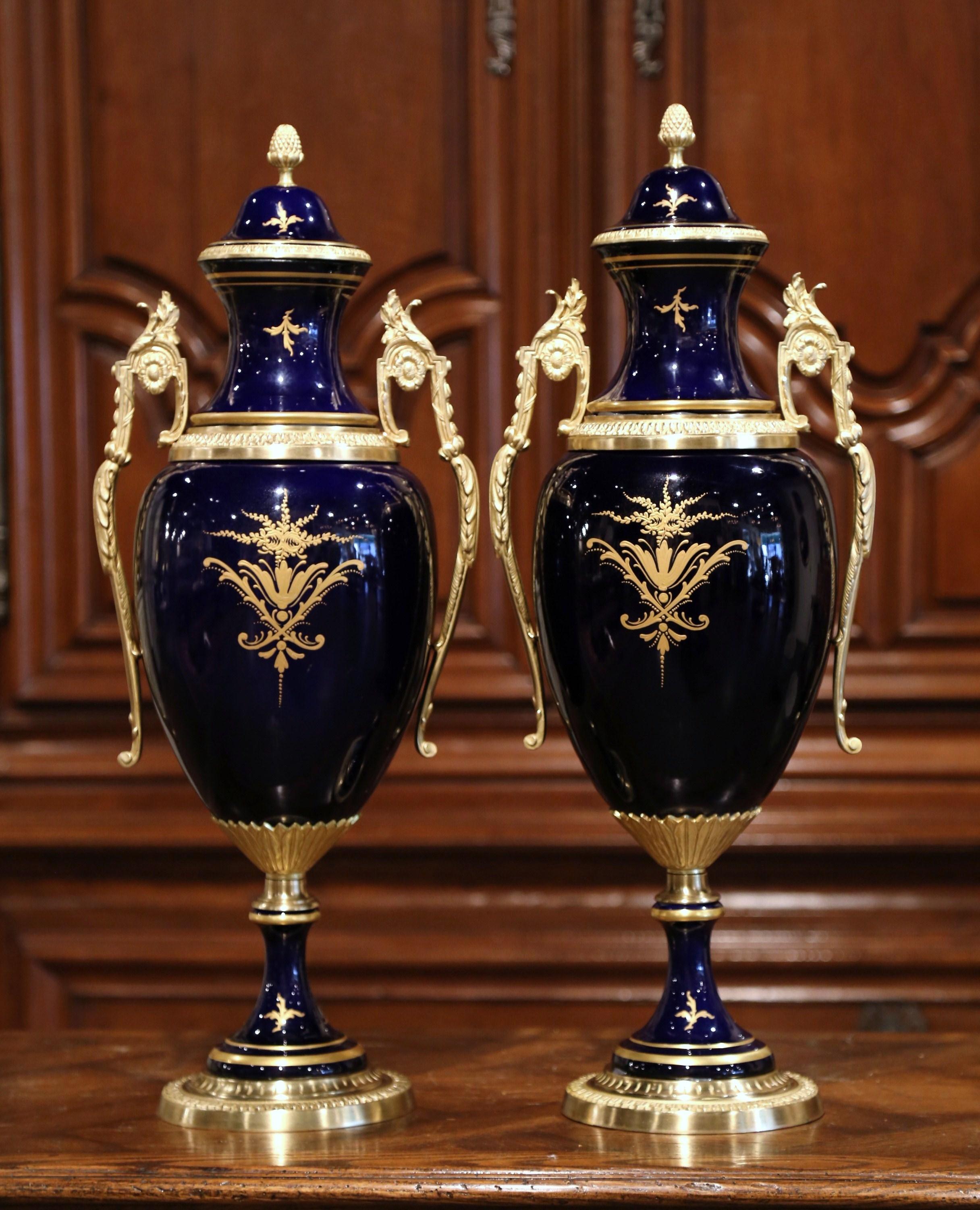 Pair of Mid-20th Century French Blue Royal Porcelain and Bronze Sèvres Urns 4