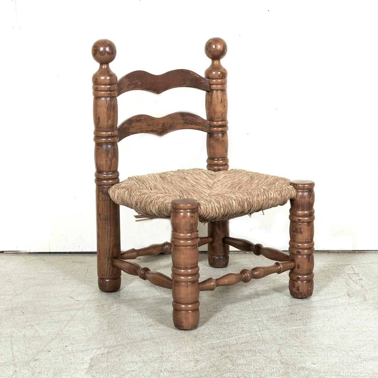 Mid-20th Century Pair French Brutalist Style Fireplace Chairs by Charles Dudouyt im Zustand „Gut“ im Angebot in Birmingham, AL