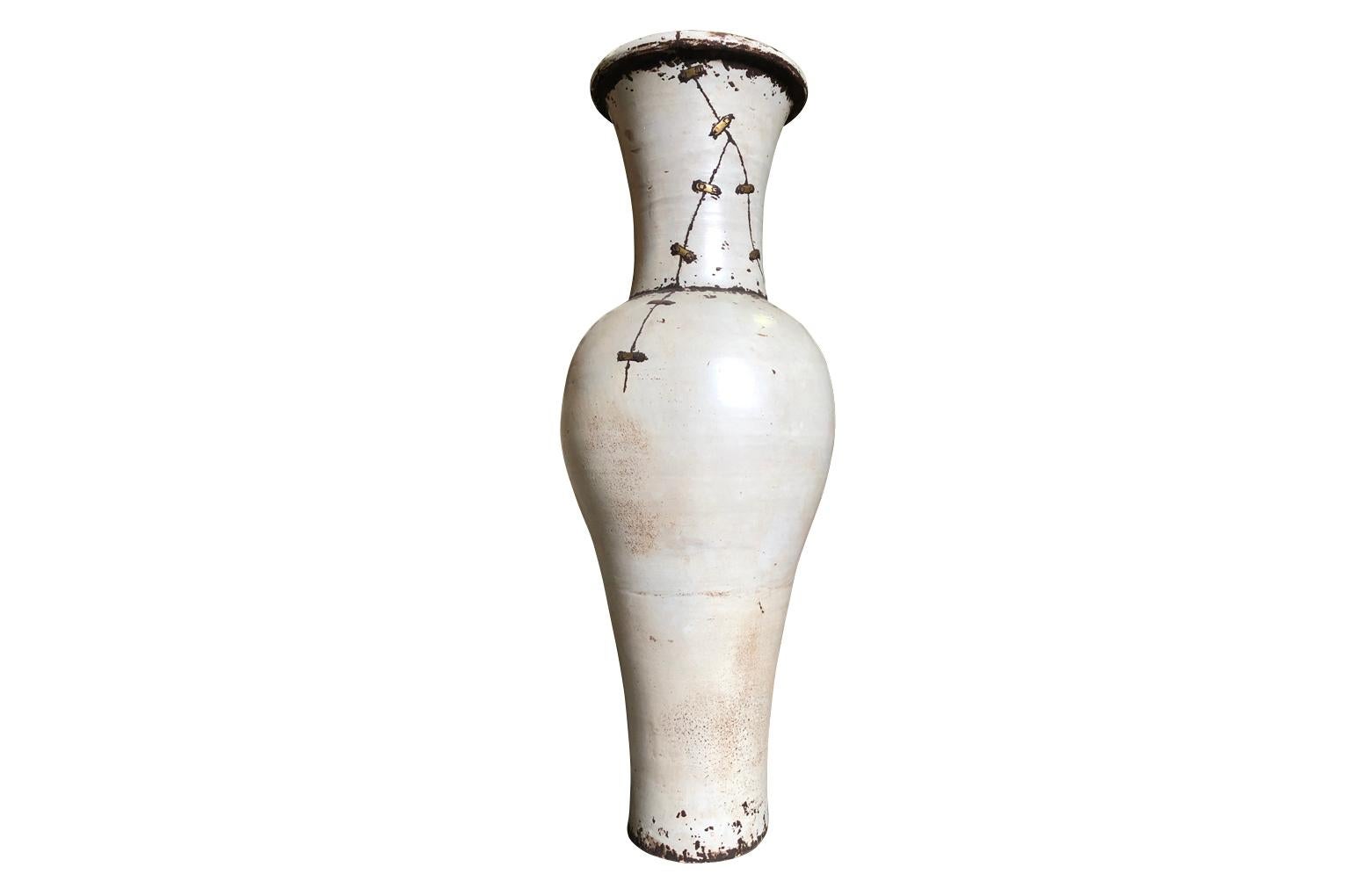 Pair of Mid-20th Century French Ceramic Vases For Sale 2