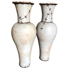 Paire de vases en céramique française du milieu du 20e siècle