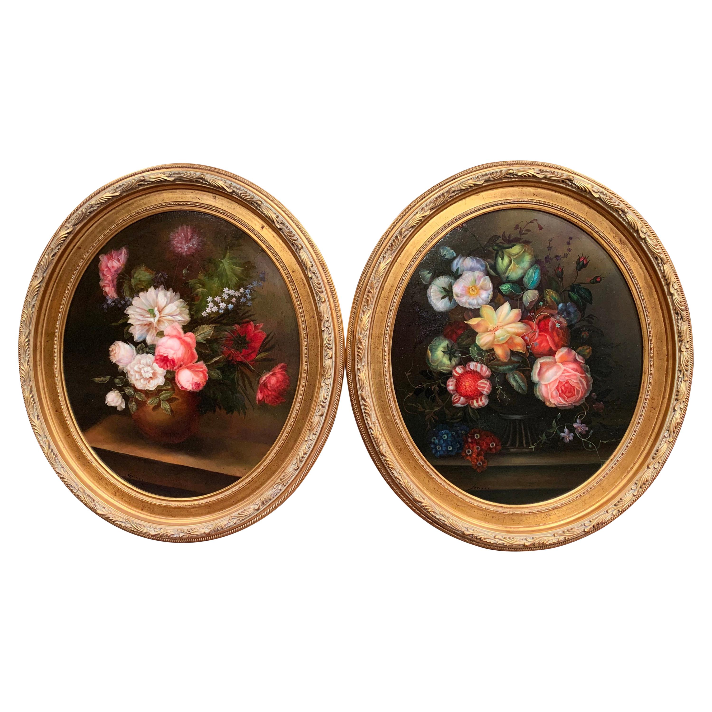 Pair of Mid-20th Century French Floral Still Life Oil Paintings in Gilt Frames