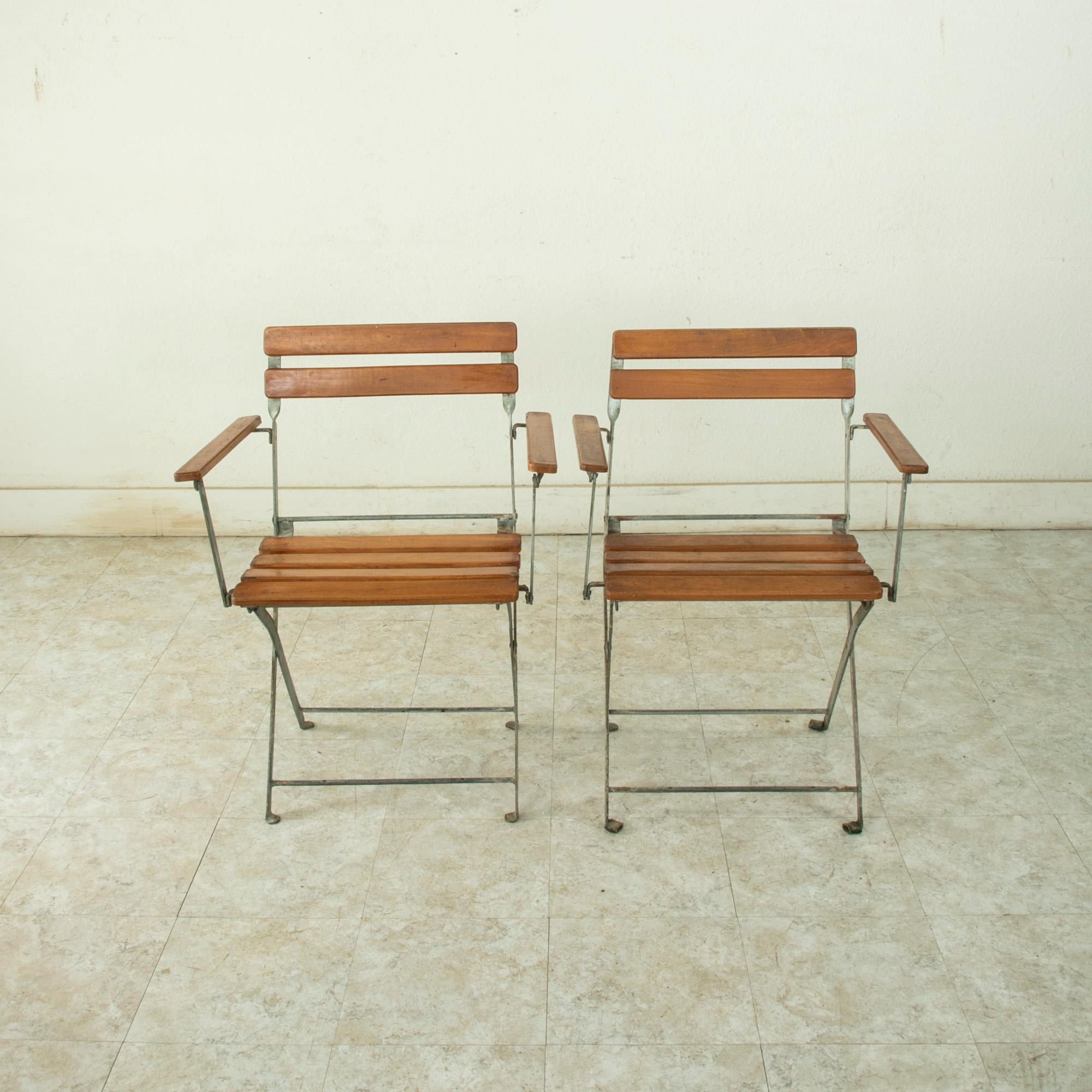 Pair of Mid-20th Century French Folding Metal Bistro Armchairs with Wooden Slats In Good Condition In Fayetteville, AR