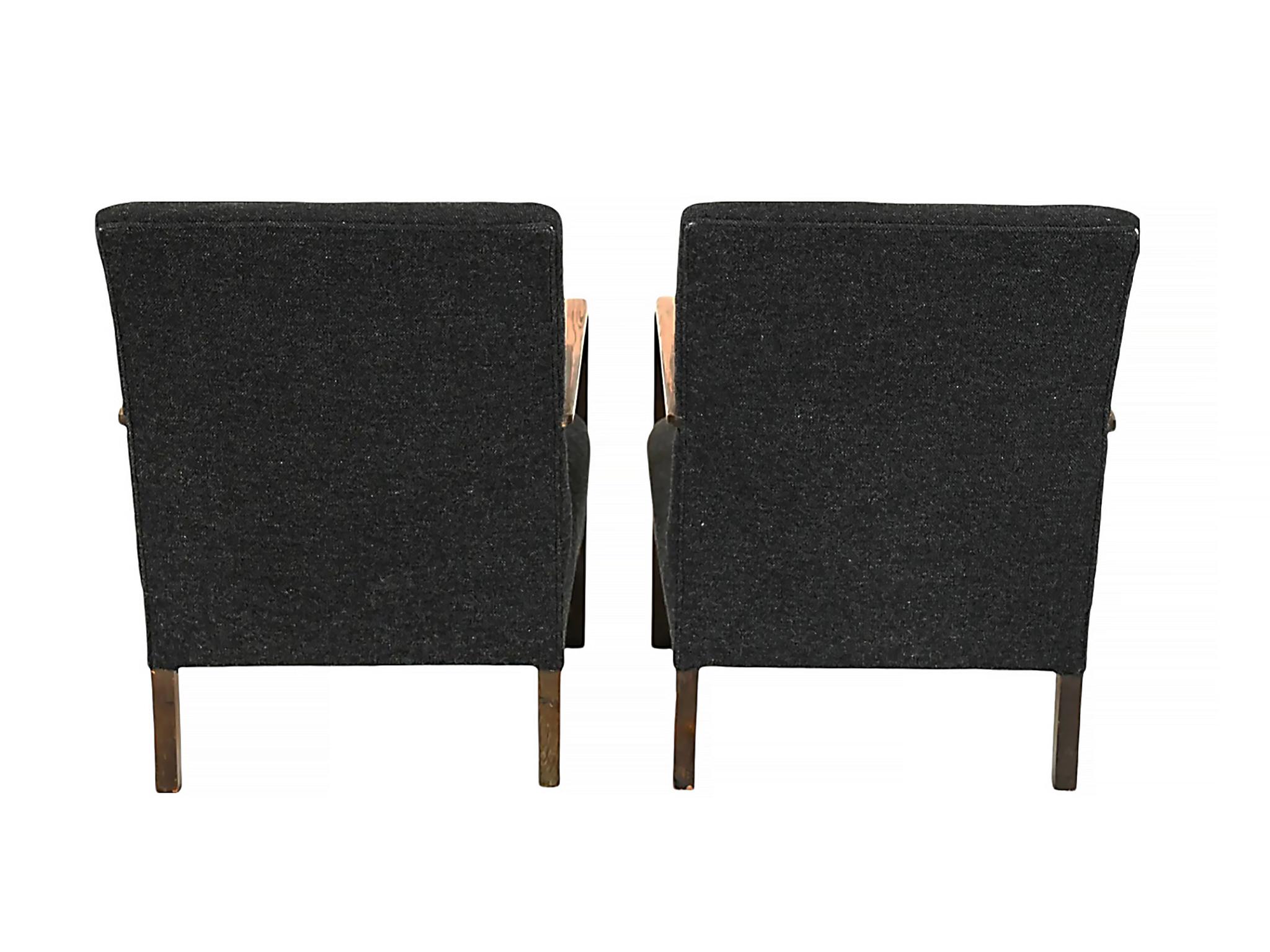 Pair of Mid-20th Century Fritz Hansen Lounge Chairs 7