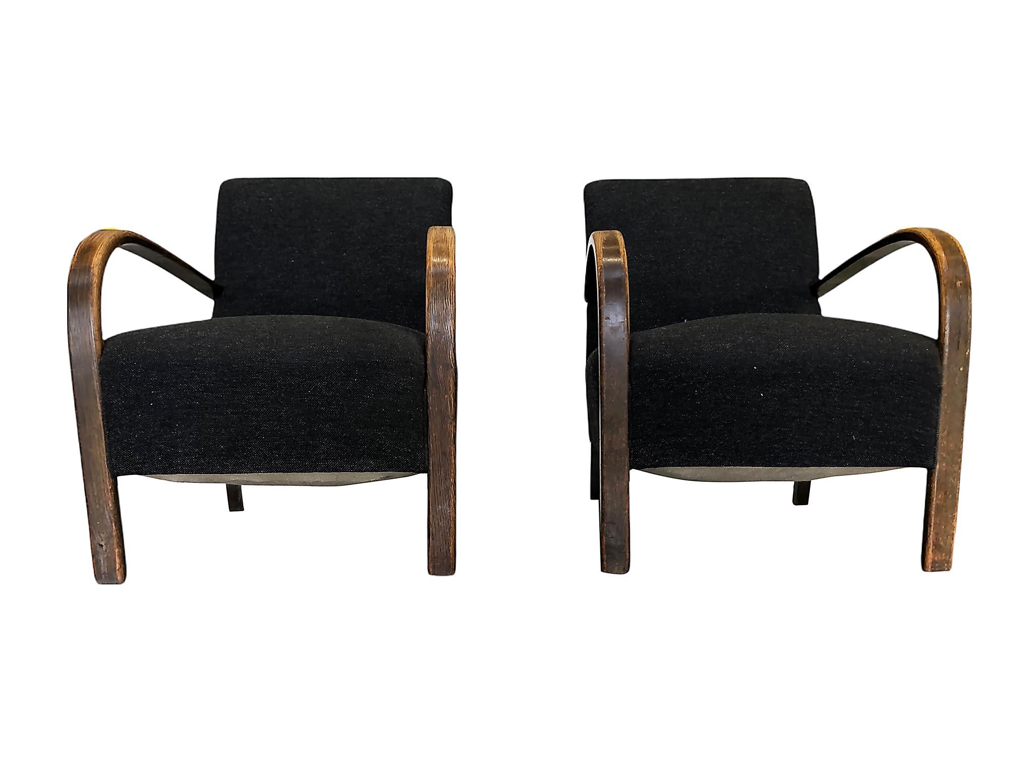 Danish Pair of Mid-20th Century Fritz Hansen Lounge Chairs