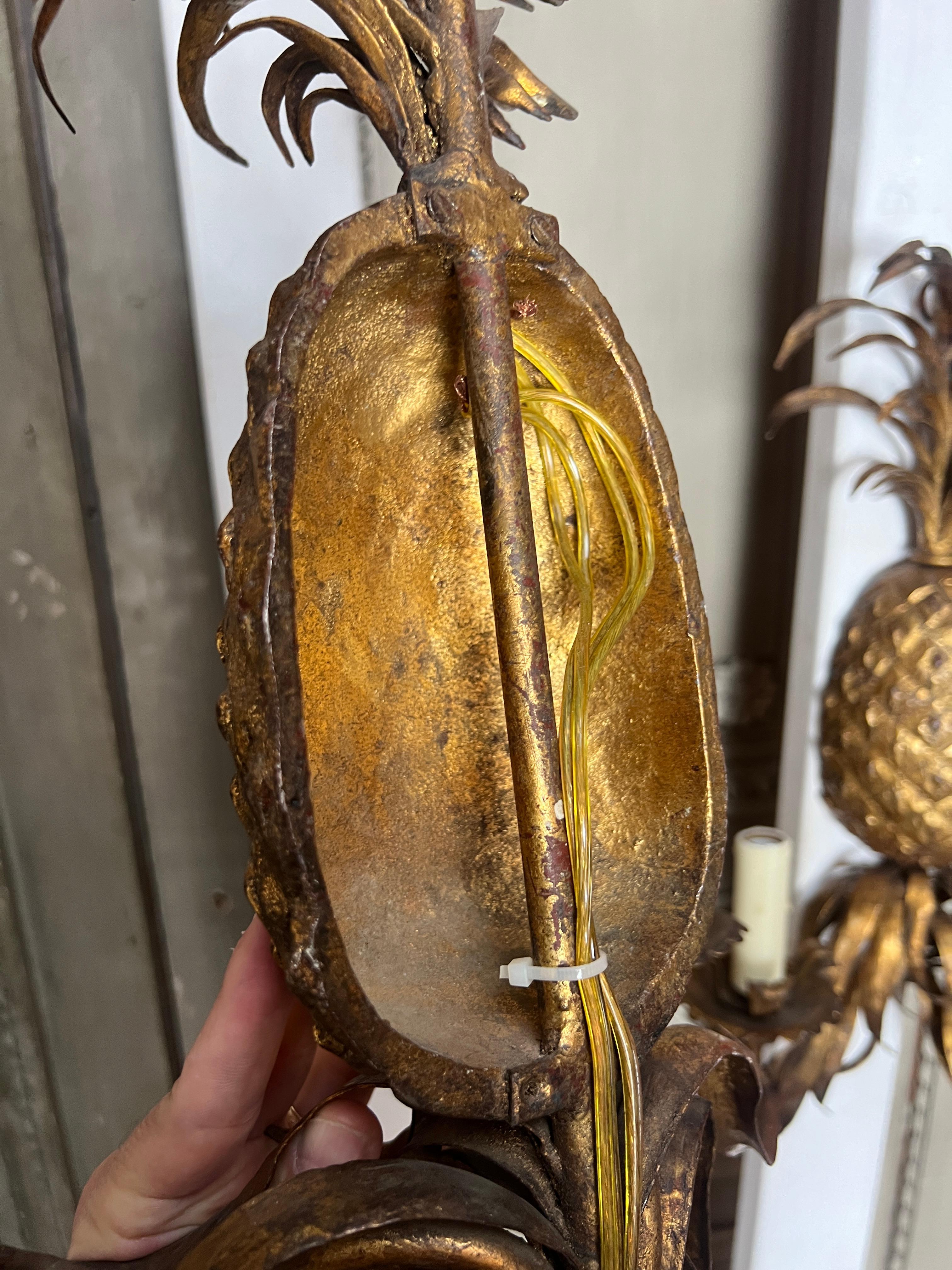 Pair of Mid 20th Century Gilt Iron Pineapple Wall Sconces For Sale 8