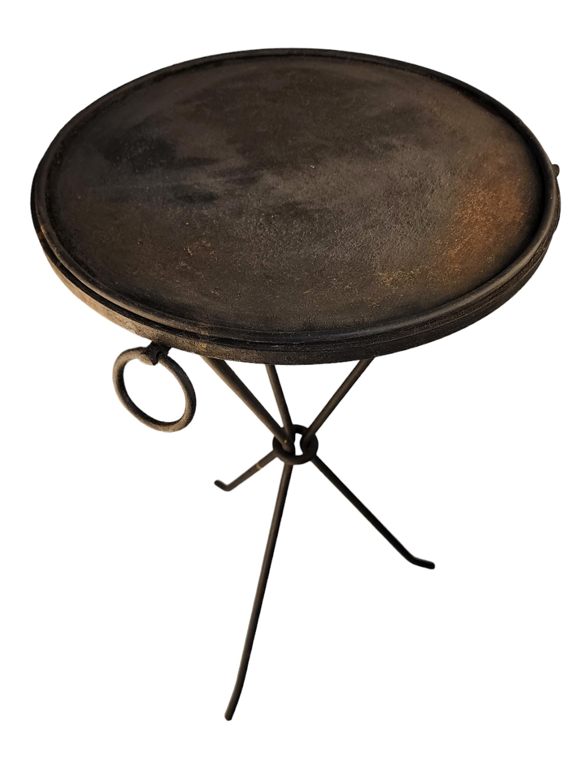 Paire de tables I Franks en fer du milieu du 20e siècle par Jean Michel Frank pour Comte en vente 2