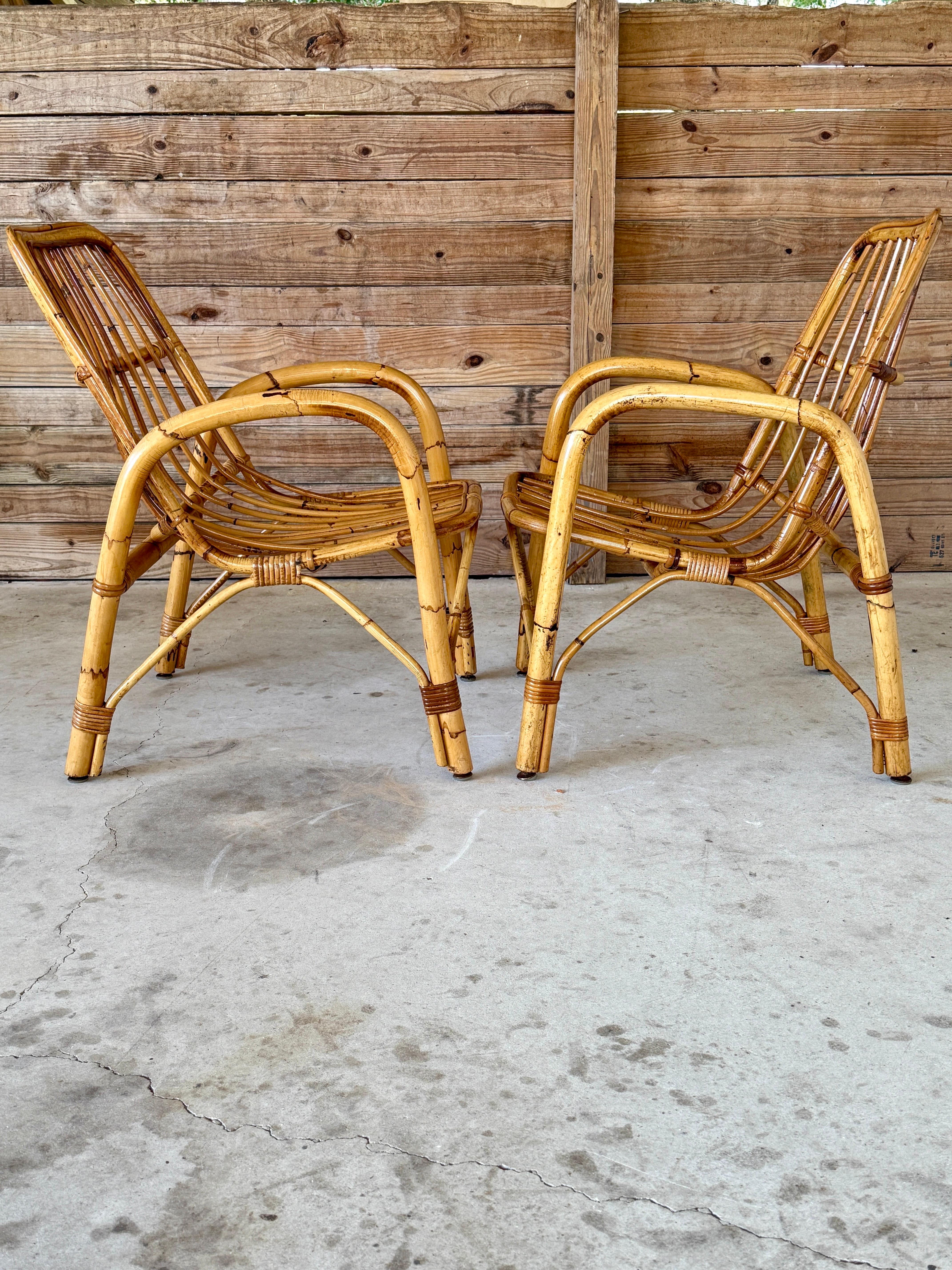 Organique Paire de chaises longues italiennes en rotin courbé du milieu du 20e siècle, à la manière de Fran en vente
