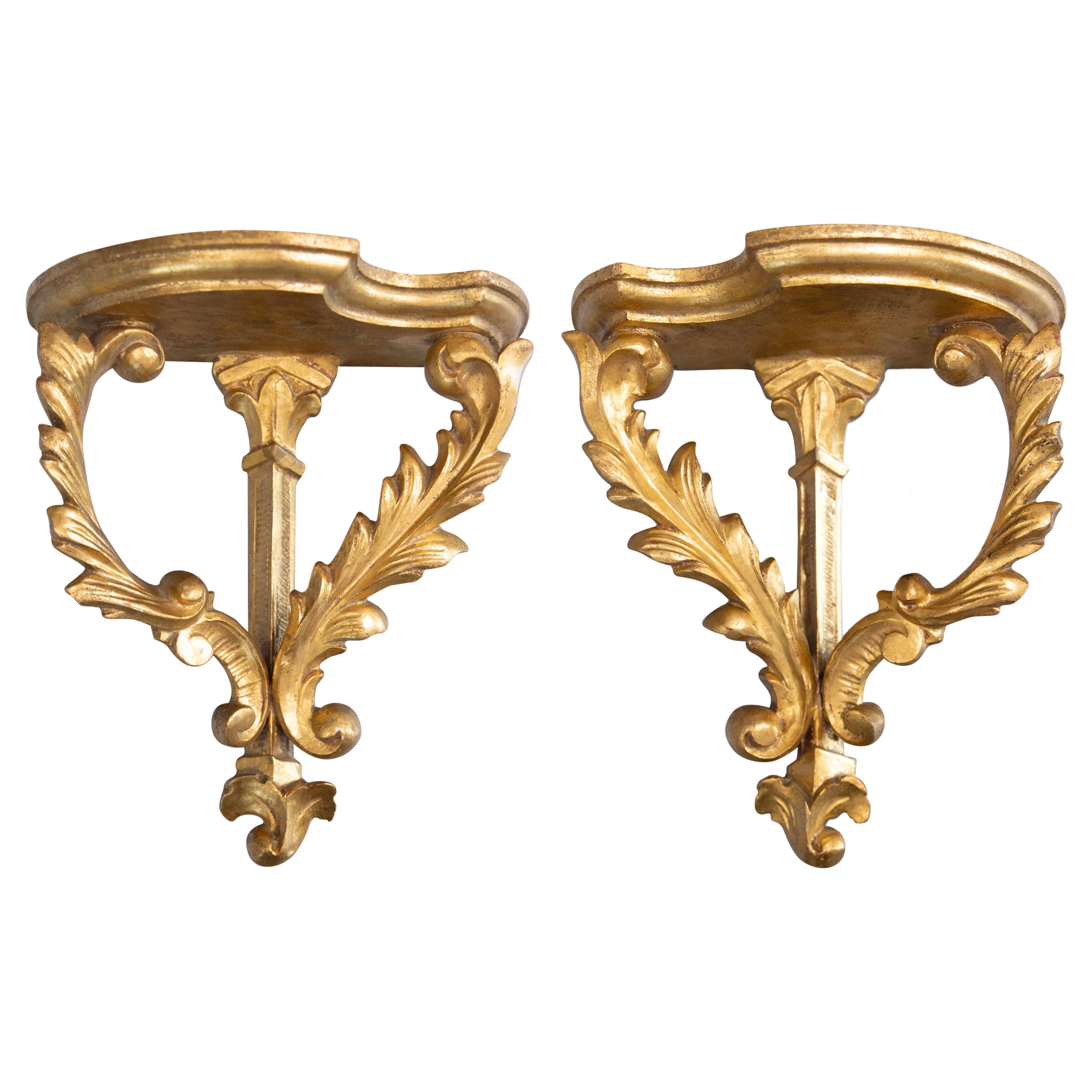 Pair of Mid-20th Century Italian Carved Giltwood Wall Brackets Shelves