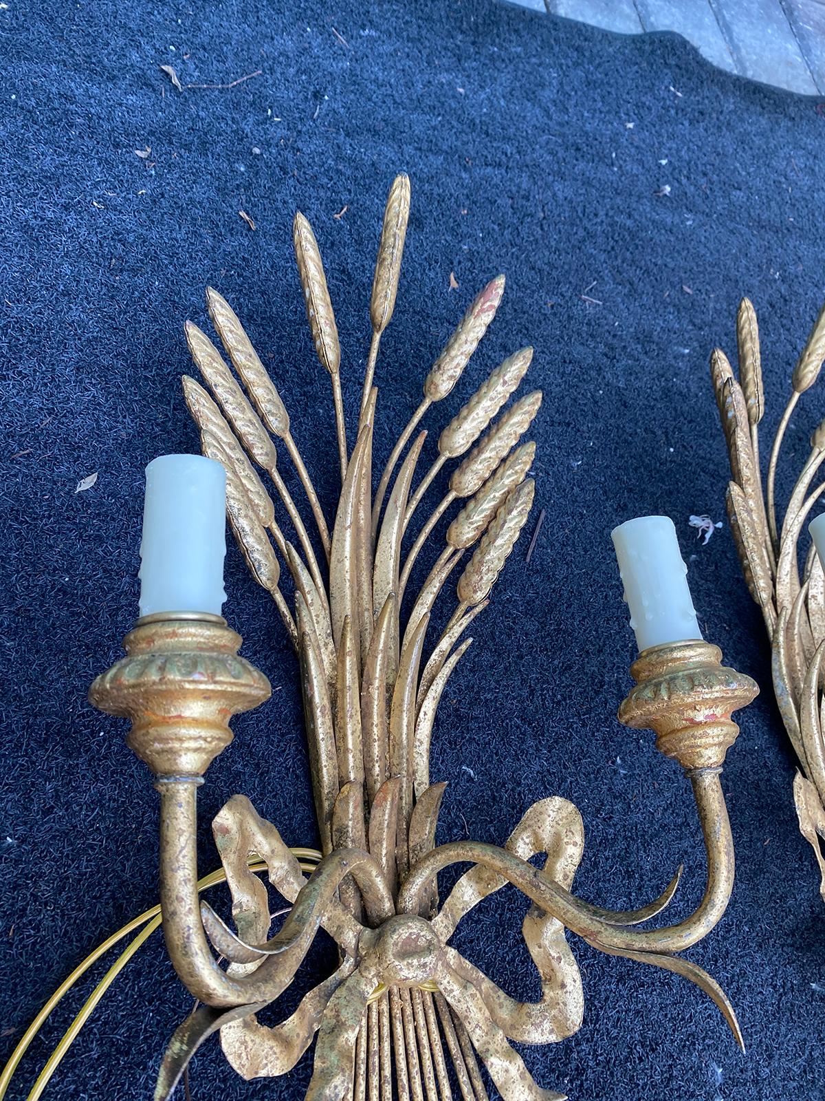 Pair of Mid-20th Century Italian Giltwood Sheaf of Wheat 2 Arm Sconces 1