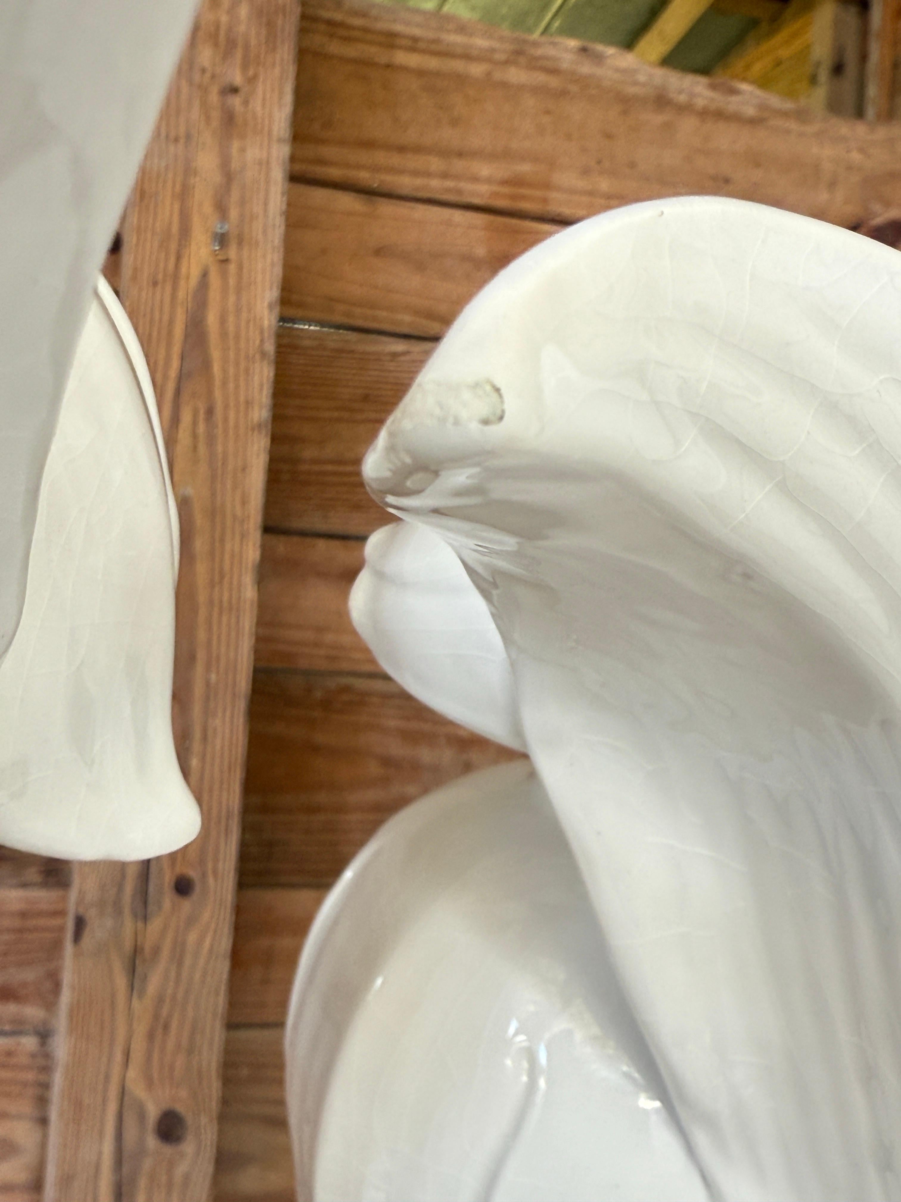 Pair of Mid-20th Century Italian Porcelain Lily Flower Table Lamps For Sale 7