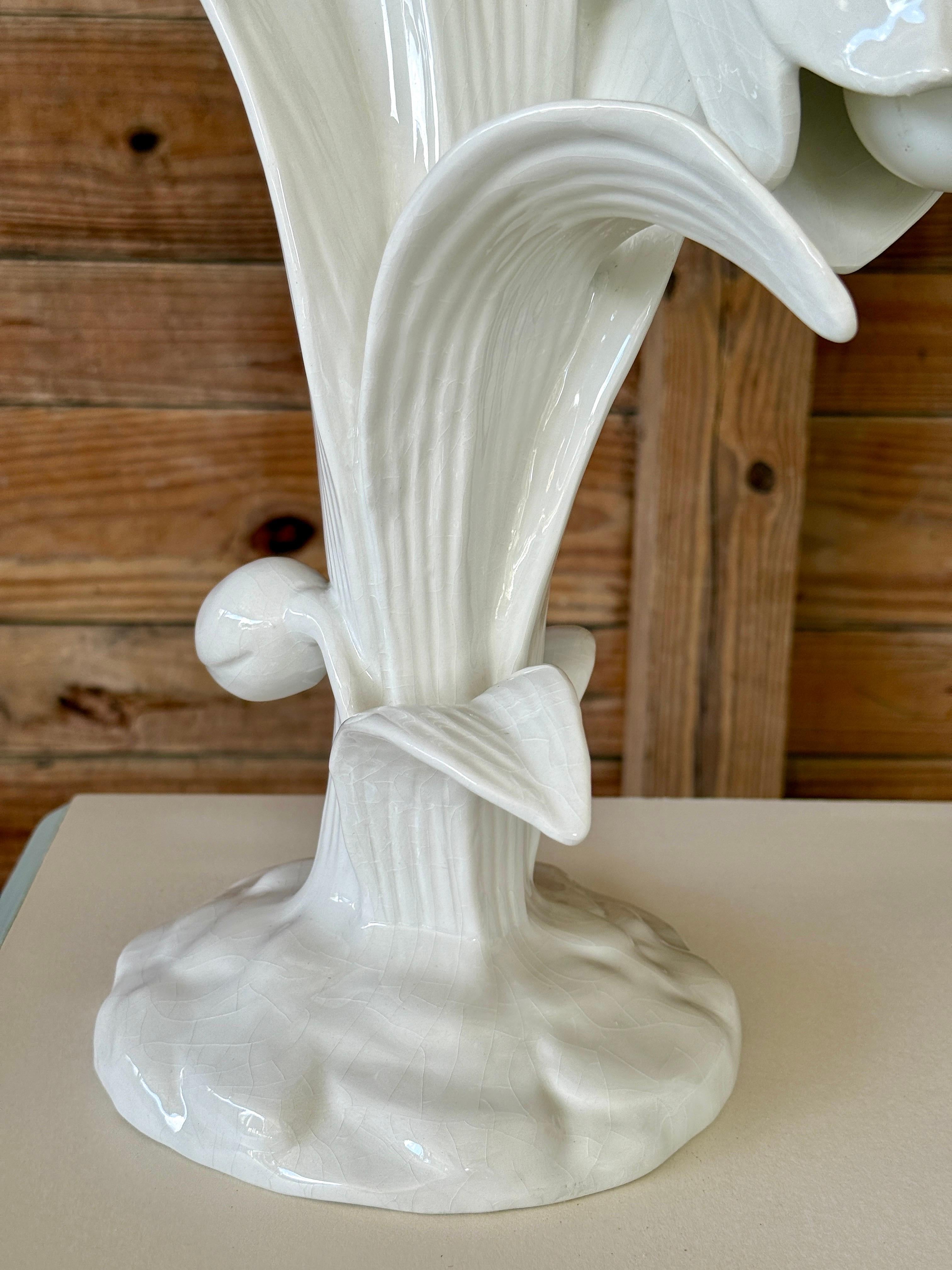 Cast Pair of Mid-20th Century Italian Porcelain Lily Flower Table Lamps For Sale