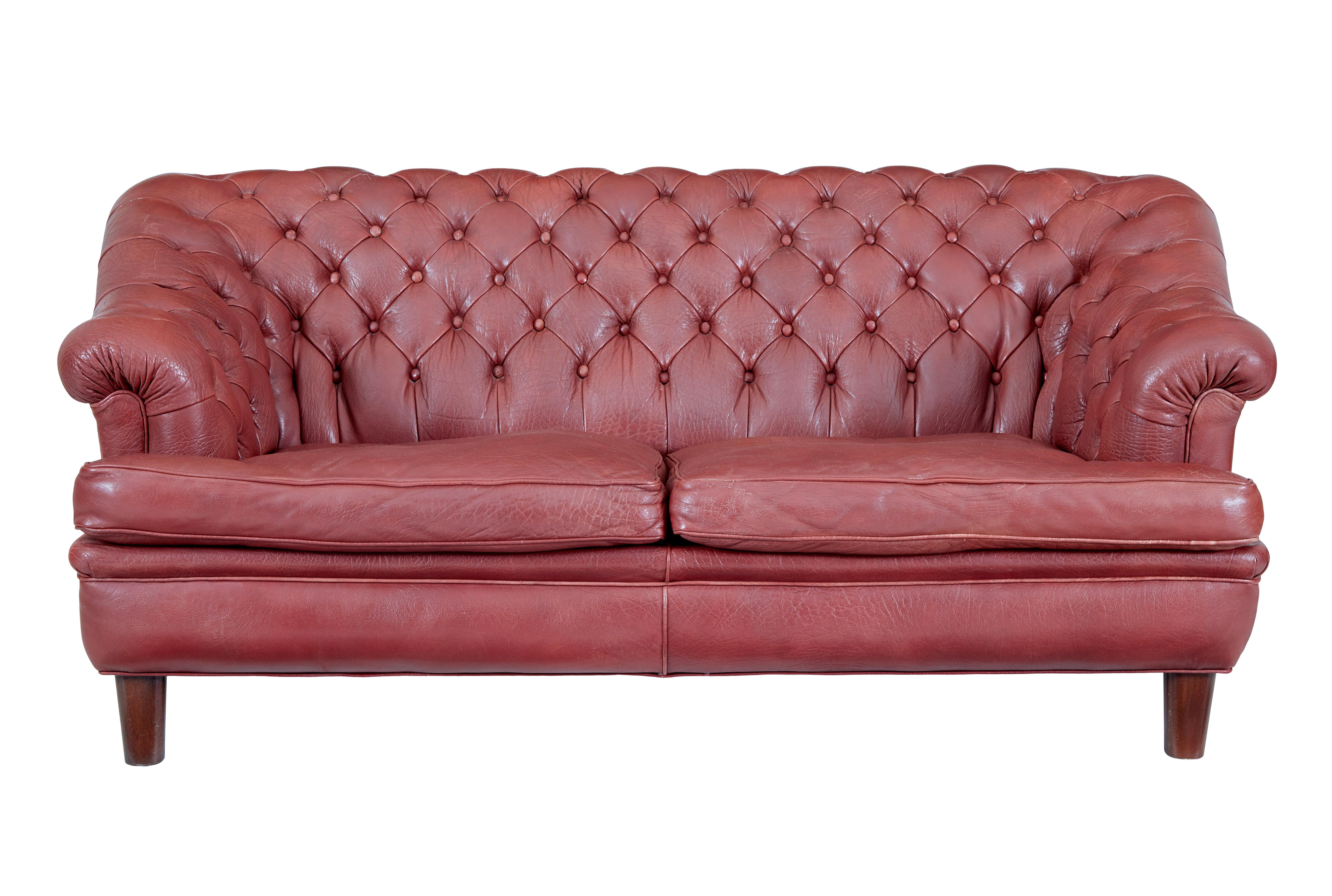 Victorian Pair of mid 20th century leather Chesterfield sofas For Sale