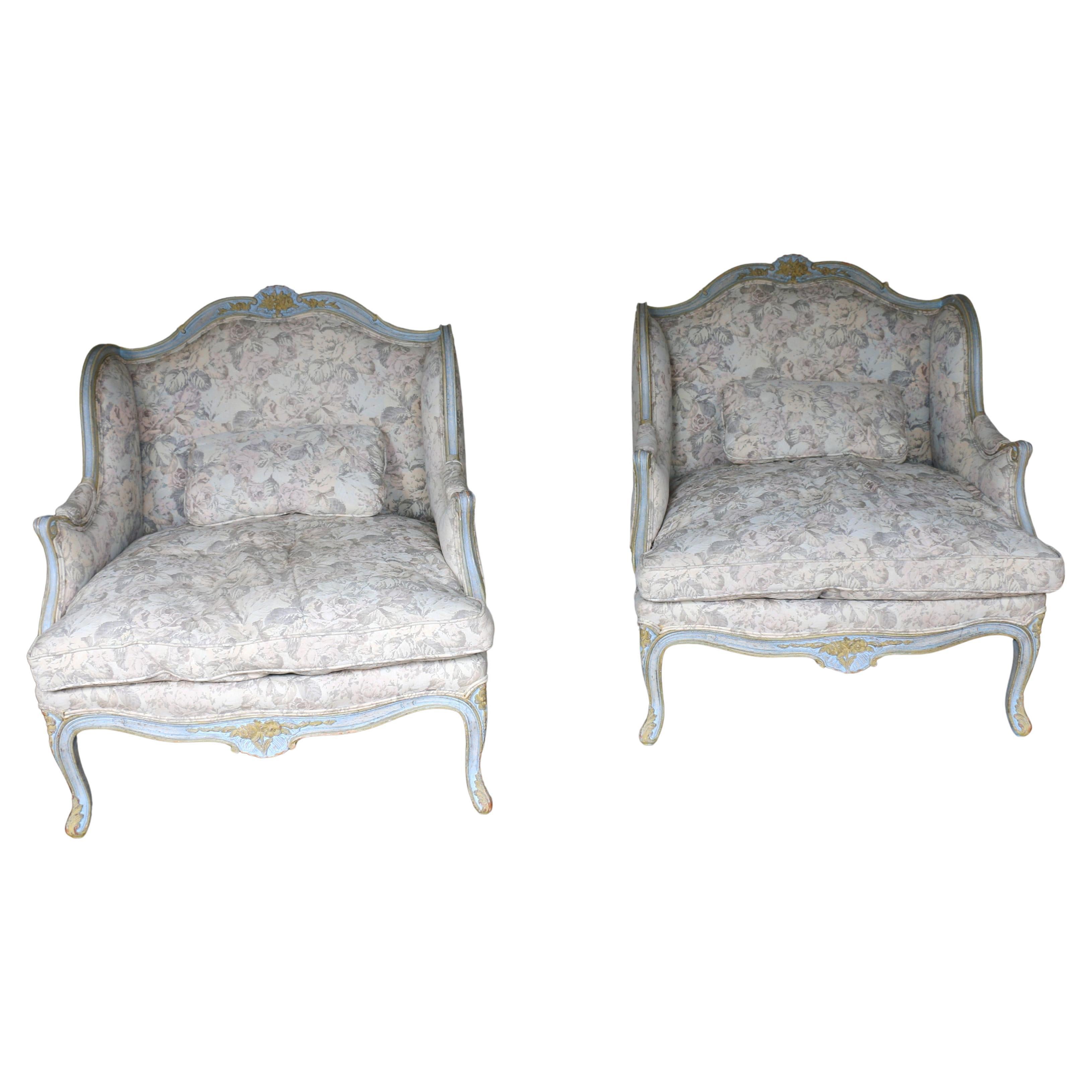 Coppia di poltrone Wingback Bergère della metà del XX secolo - Tappezzeria floreale