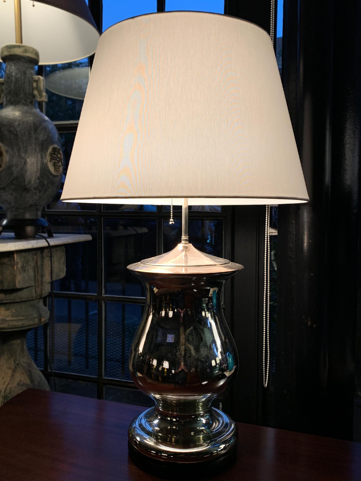 Pair of Mid-20th Century Mercury Glass Table Lamps For Sale 7