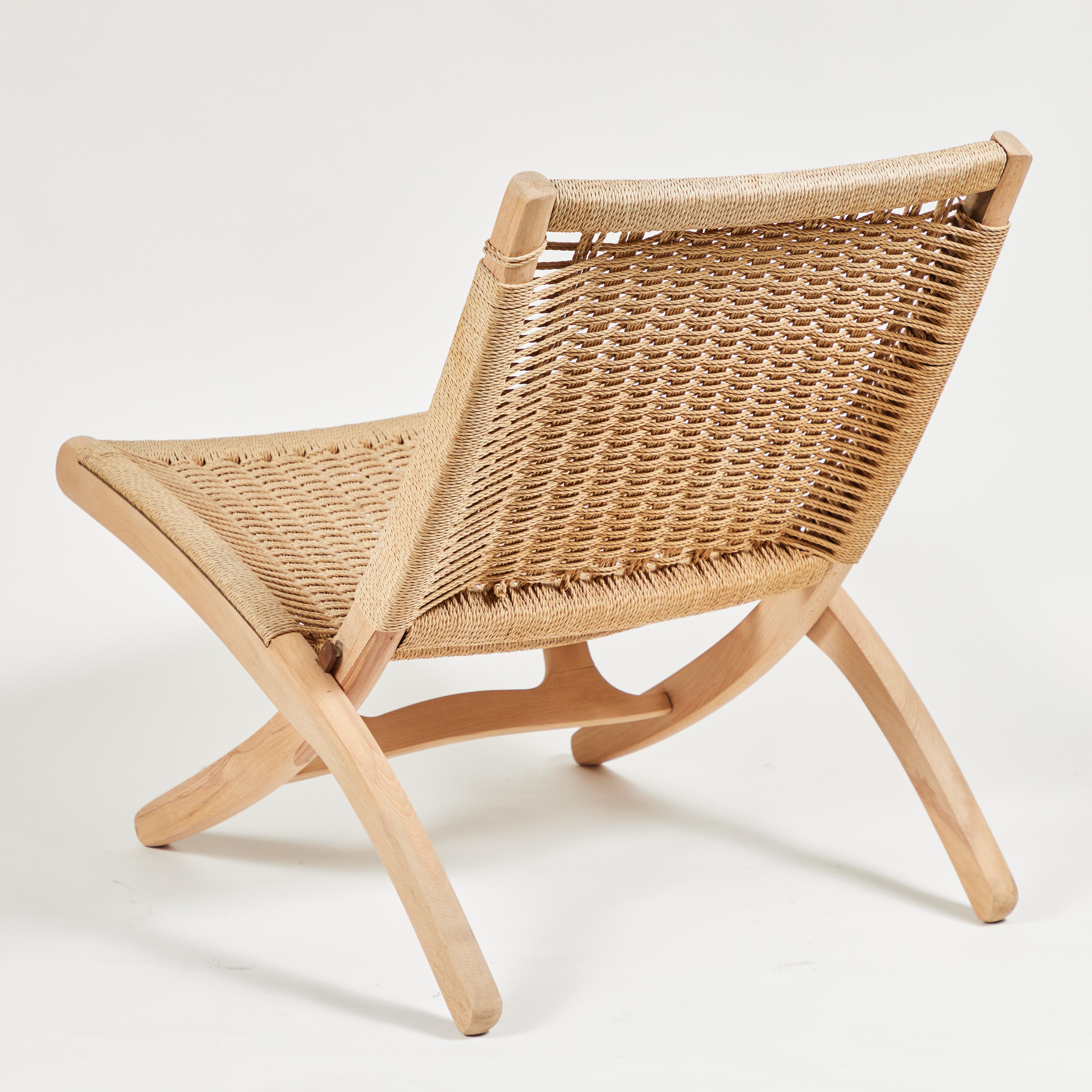 Pair of Mid-20th Century Midcentury Hans Wegner Style Rush Folding Chairs 8