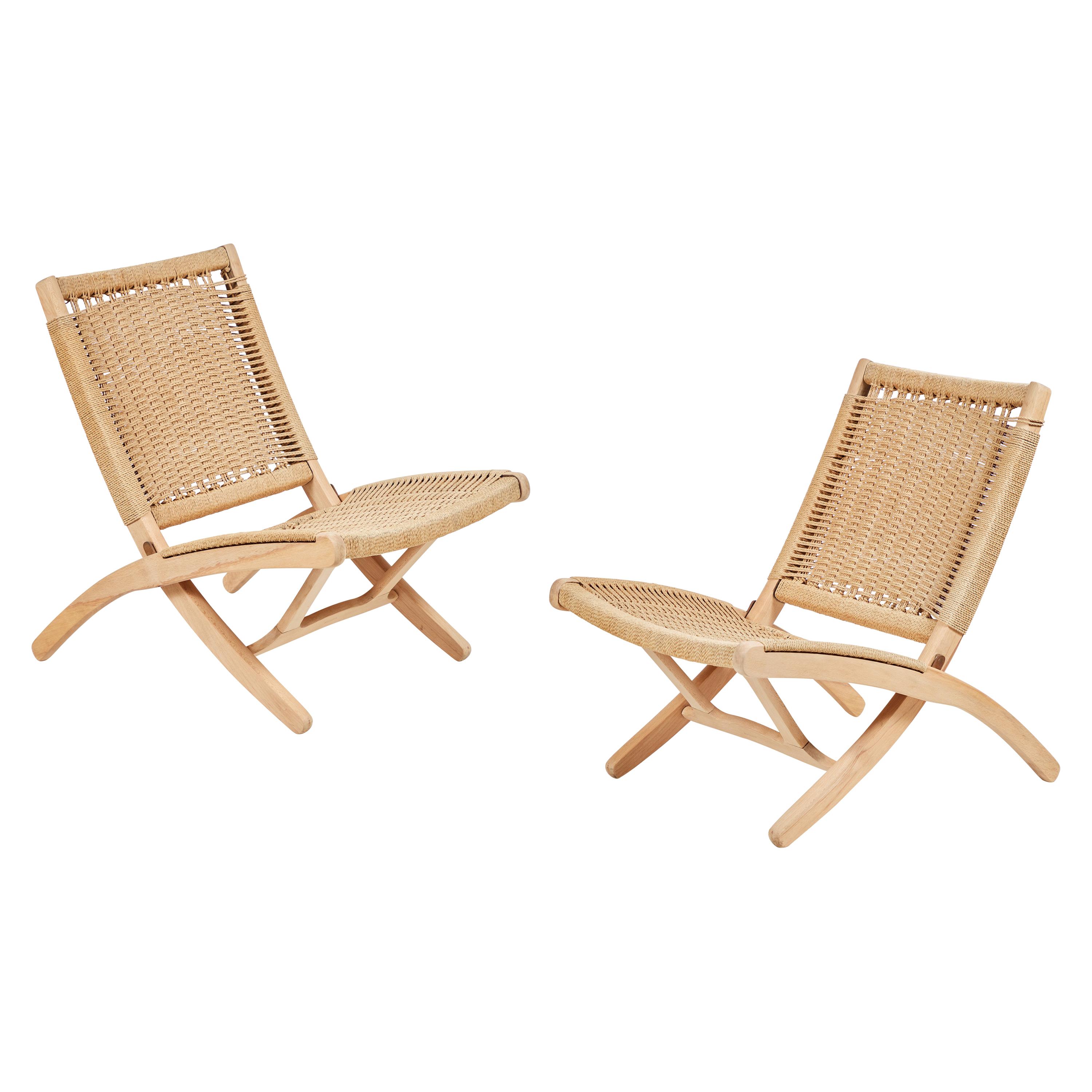 Pair of Mid-20th Century Midcentury Hans Wegner Style Rush Folding Chairs