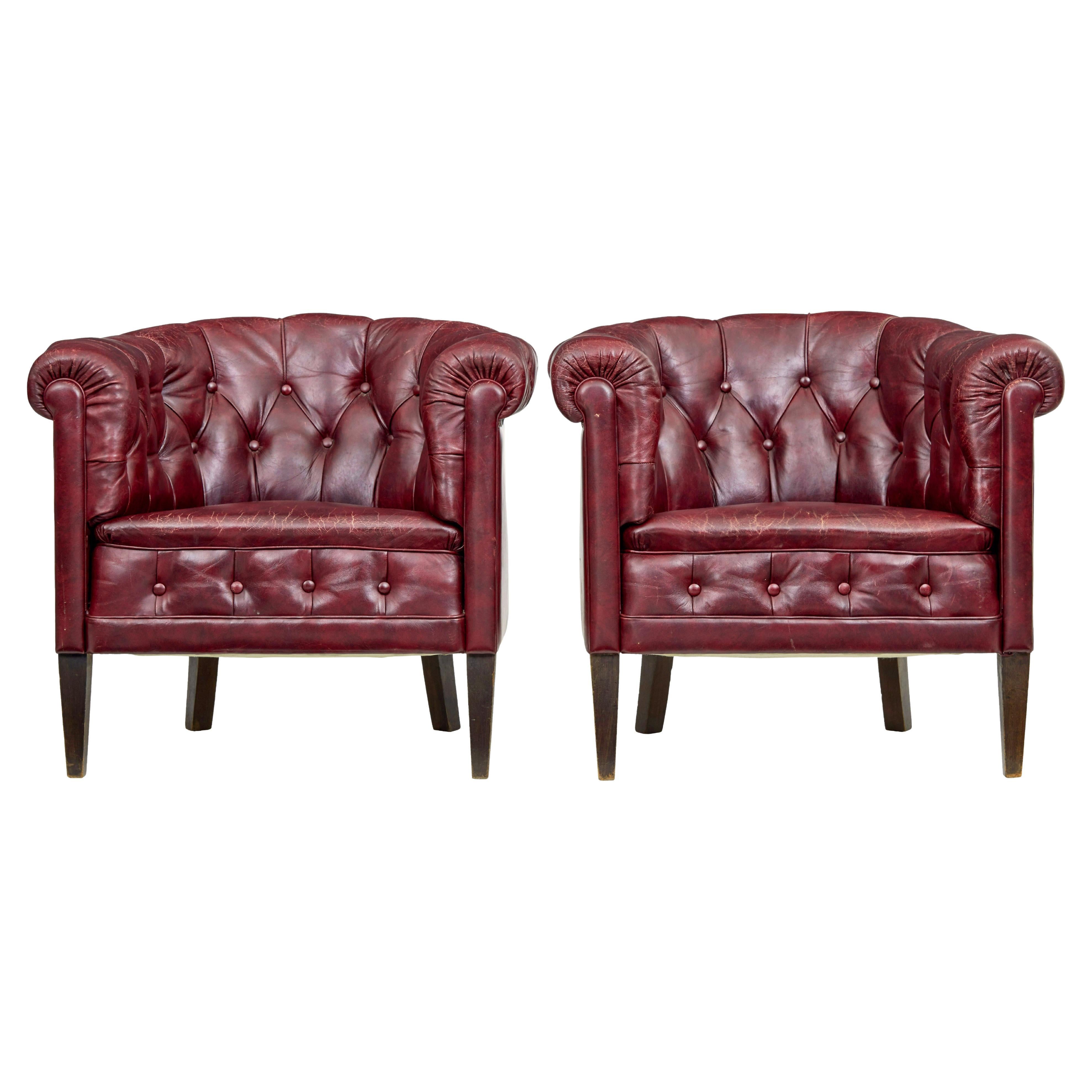 Pair of mid 20th century red leather club armchairs For Sale