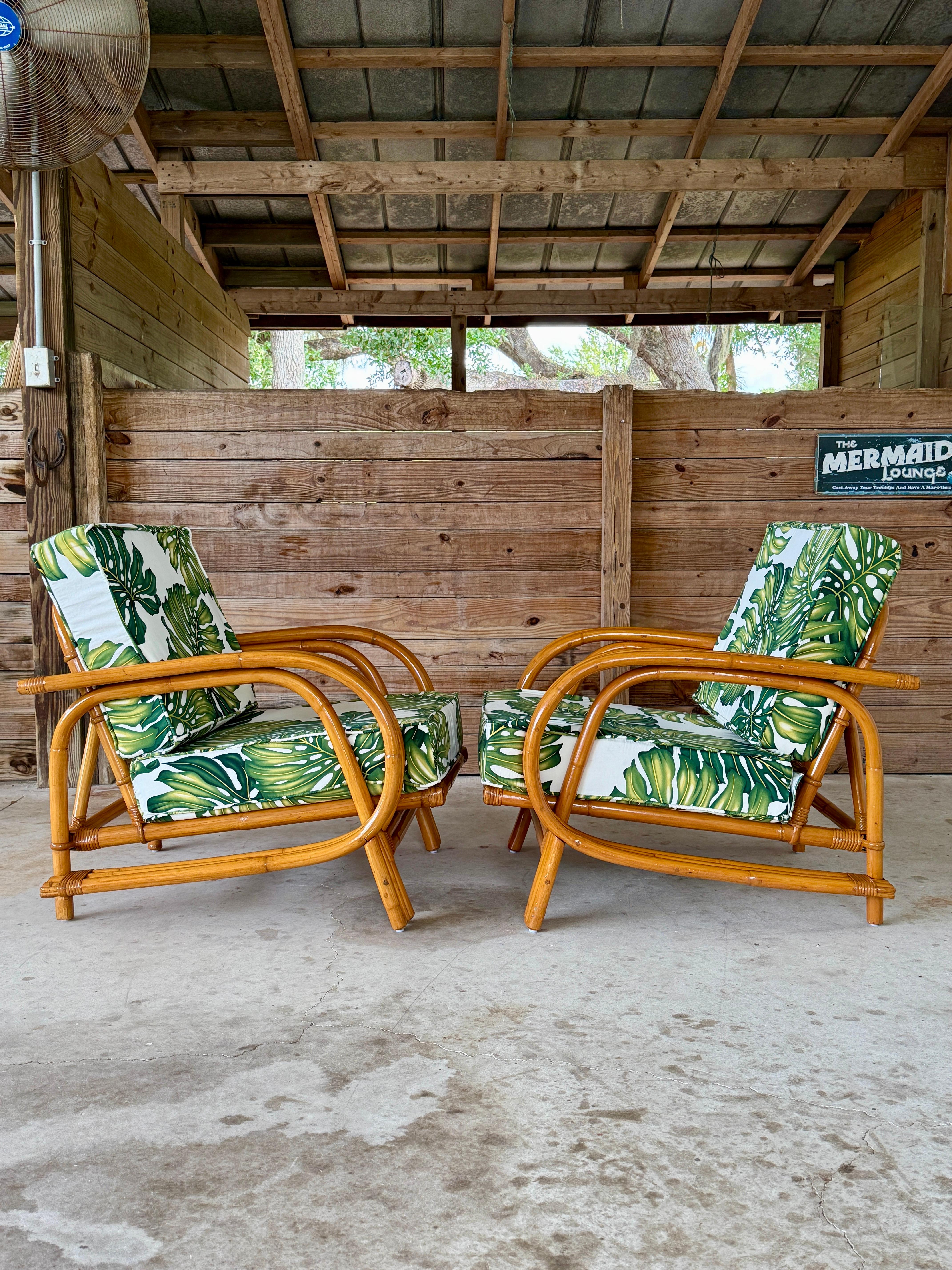 Pair of Mid-20th Century Restored Bent Rattan Lounge Chairs Tropical Upholstery In Good Condition For Sale In North Fort Myers, FL