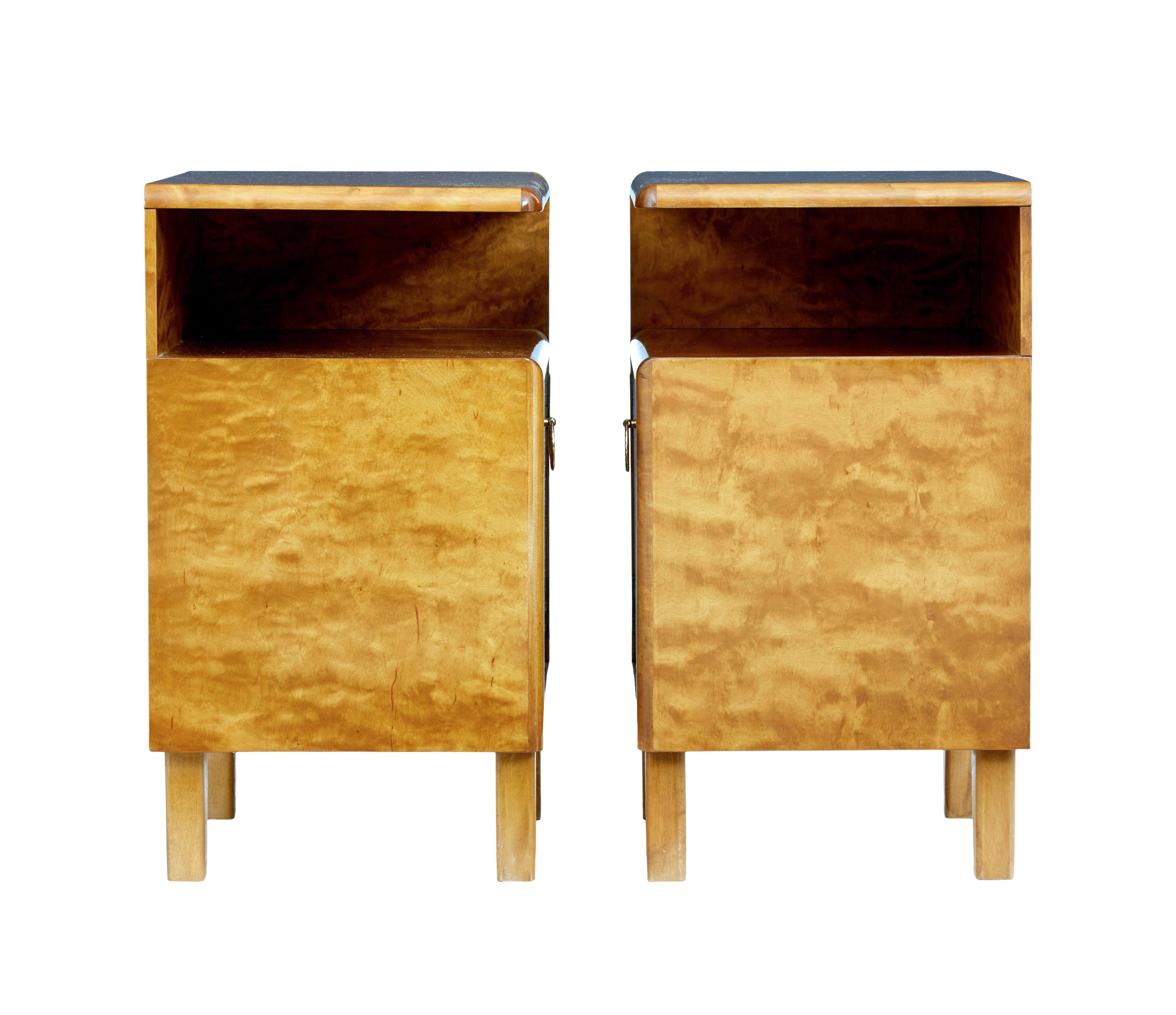 Pair of Mid-20th Century Swedish Birch Bedside Tables by Mobel AB Altorp In Good Condition In Debenham, Suffolk
