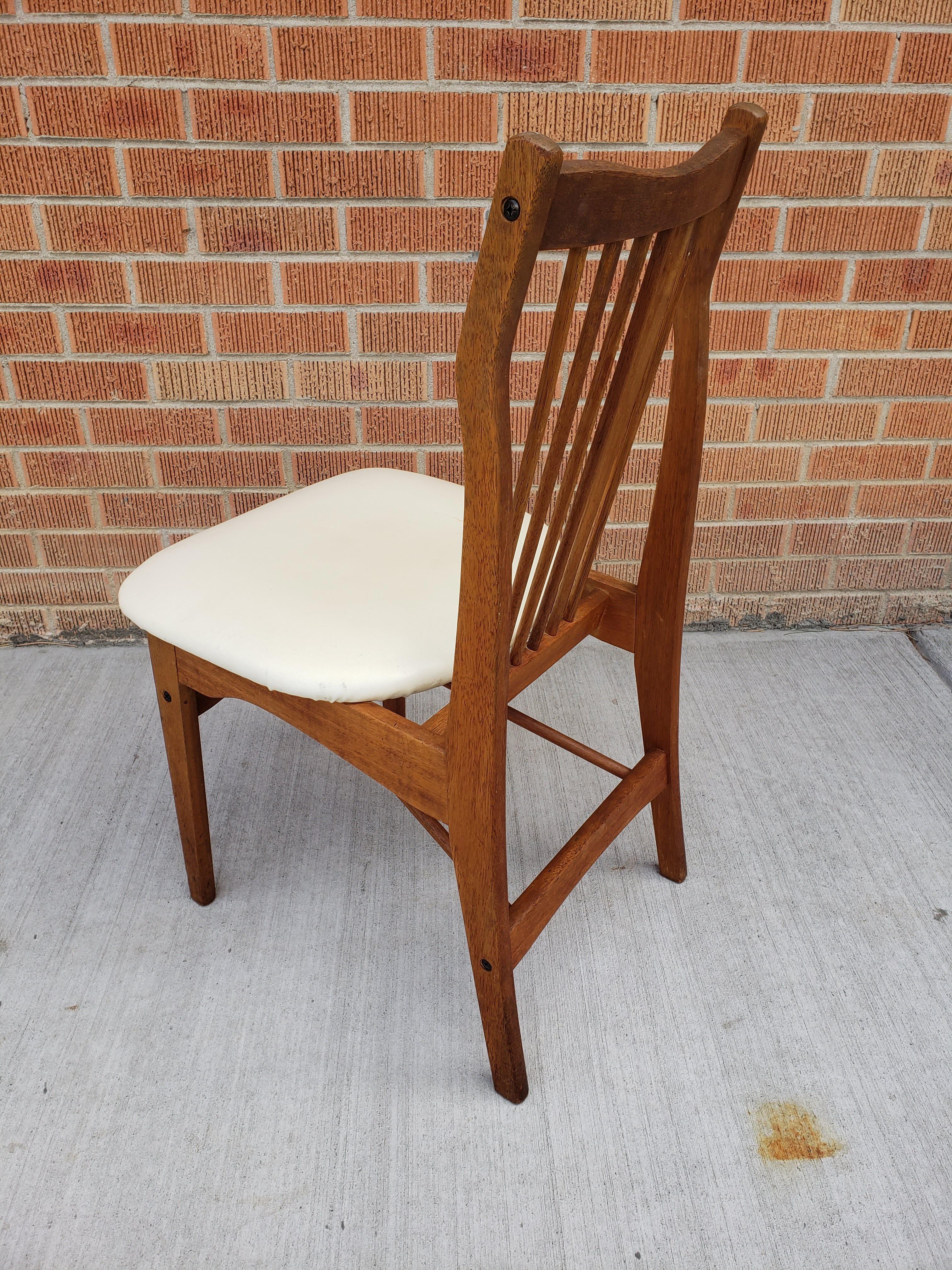 Mid-Century Modern Pair of Mid 20th Century Two Mid-Century Dining Chairs by Litor