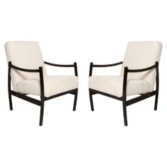 Pair of Mid-20th Century Vintage Armchairs, White Faux Rabbit Fur, Europe, 1960s