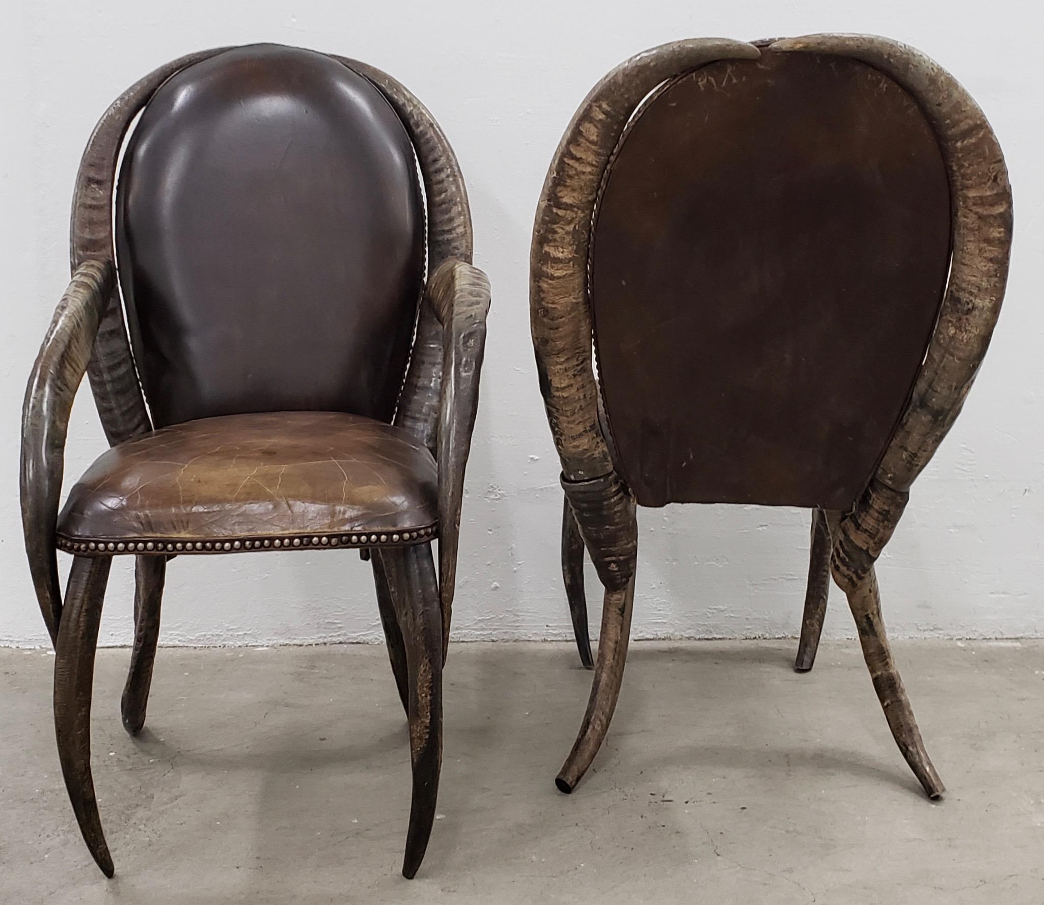 Pair of Mid-20th Century Water Buffalo Horn and Leather Armchairs In Good Condition In San Francisco, CA