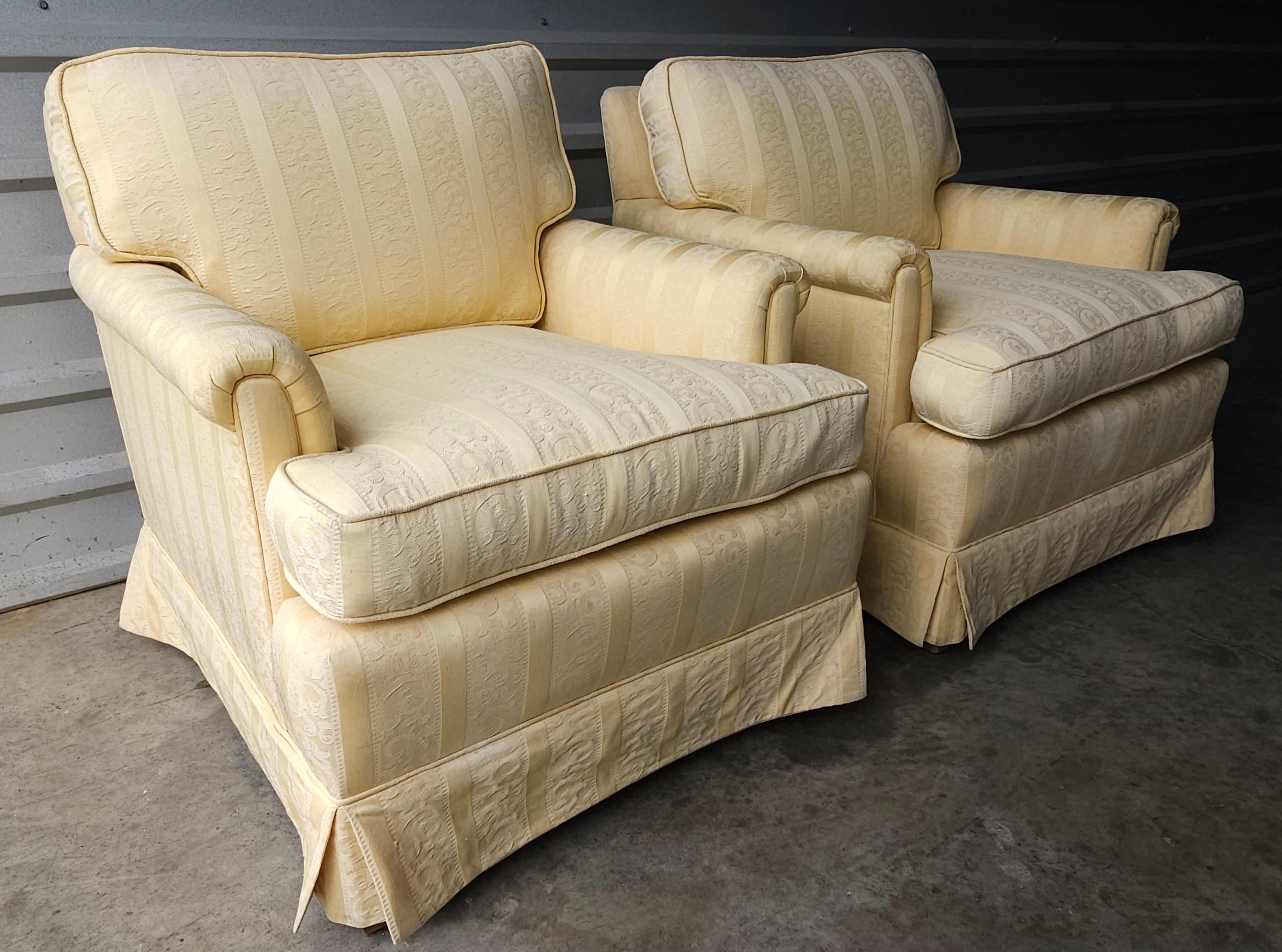 Pair of Mid 20th Century Yellow Upholstered Lounge Chairs For Sale 5