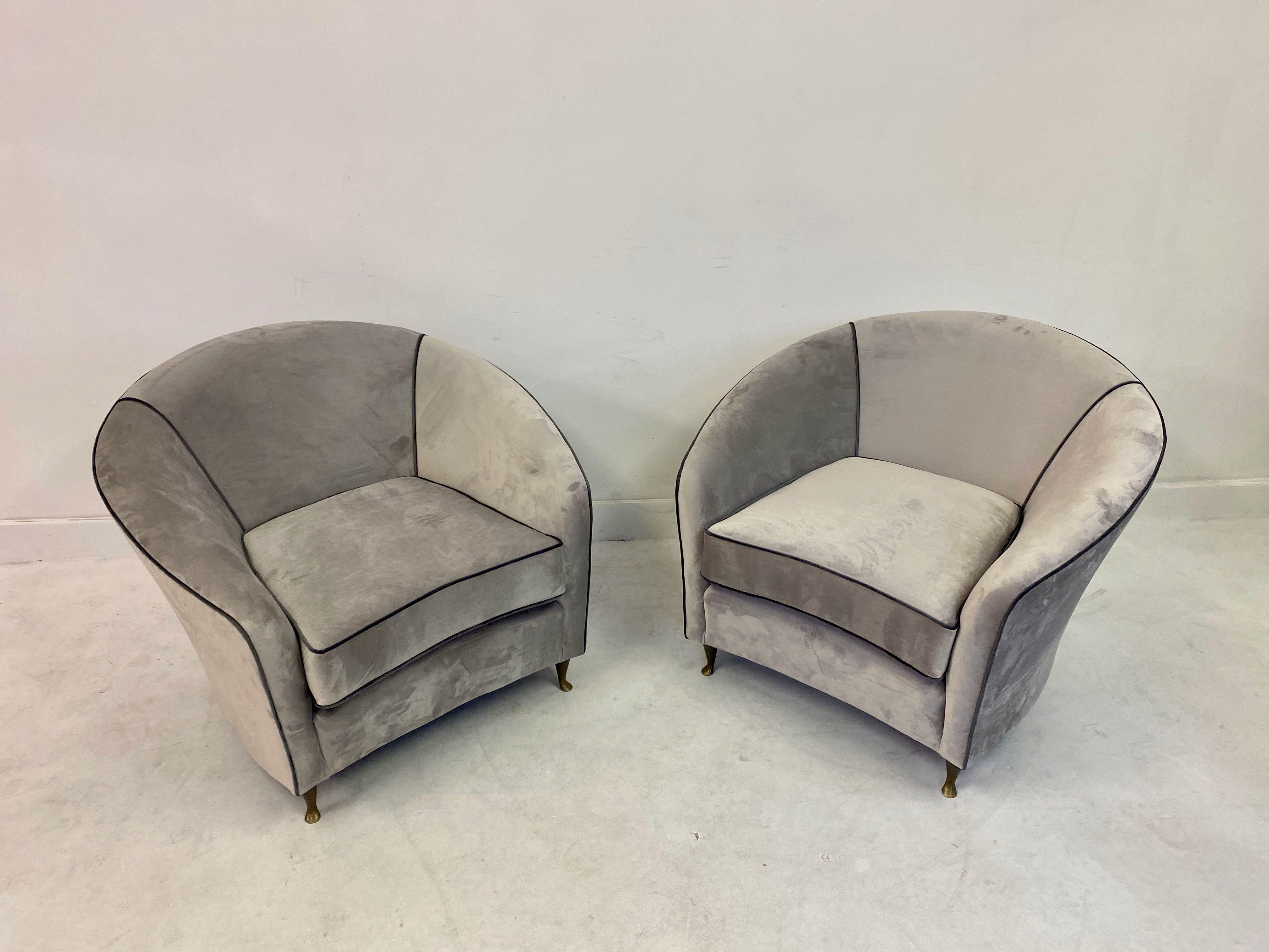 Mid-Century Modern Pair of Midcentury 1950s Italian Armchairs by Lorenzo Bergallo in Grey Velvet