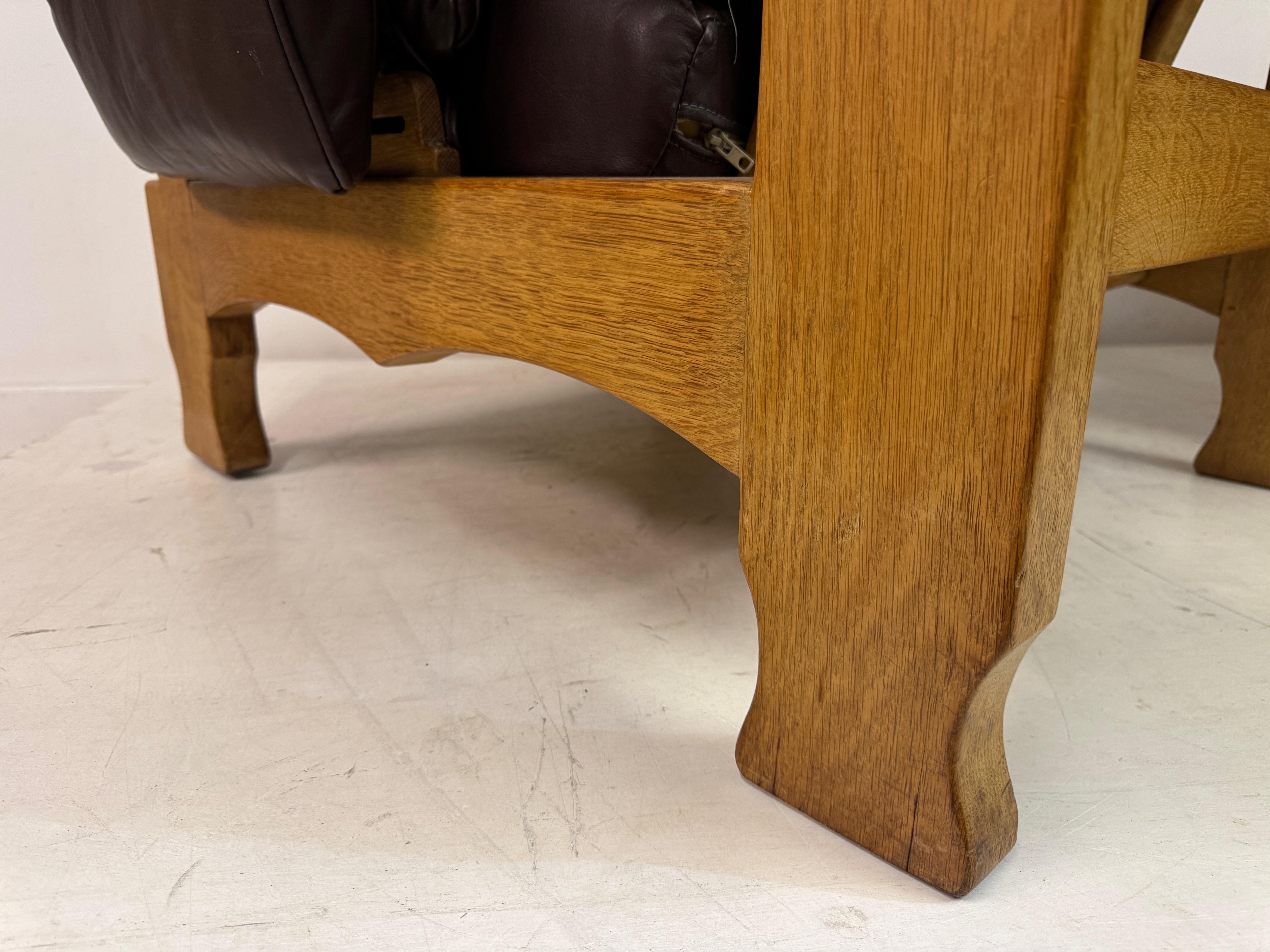 Paire de fauteuils en Oak Brutalist du milieu des années 1960 en vente 12