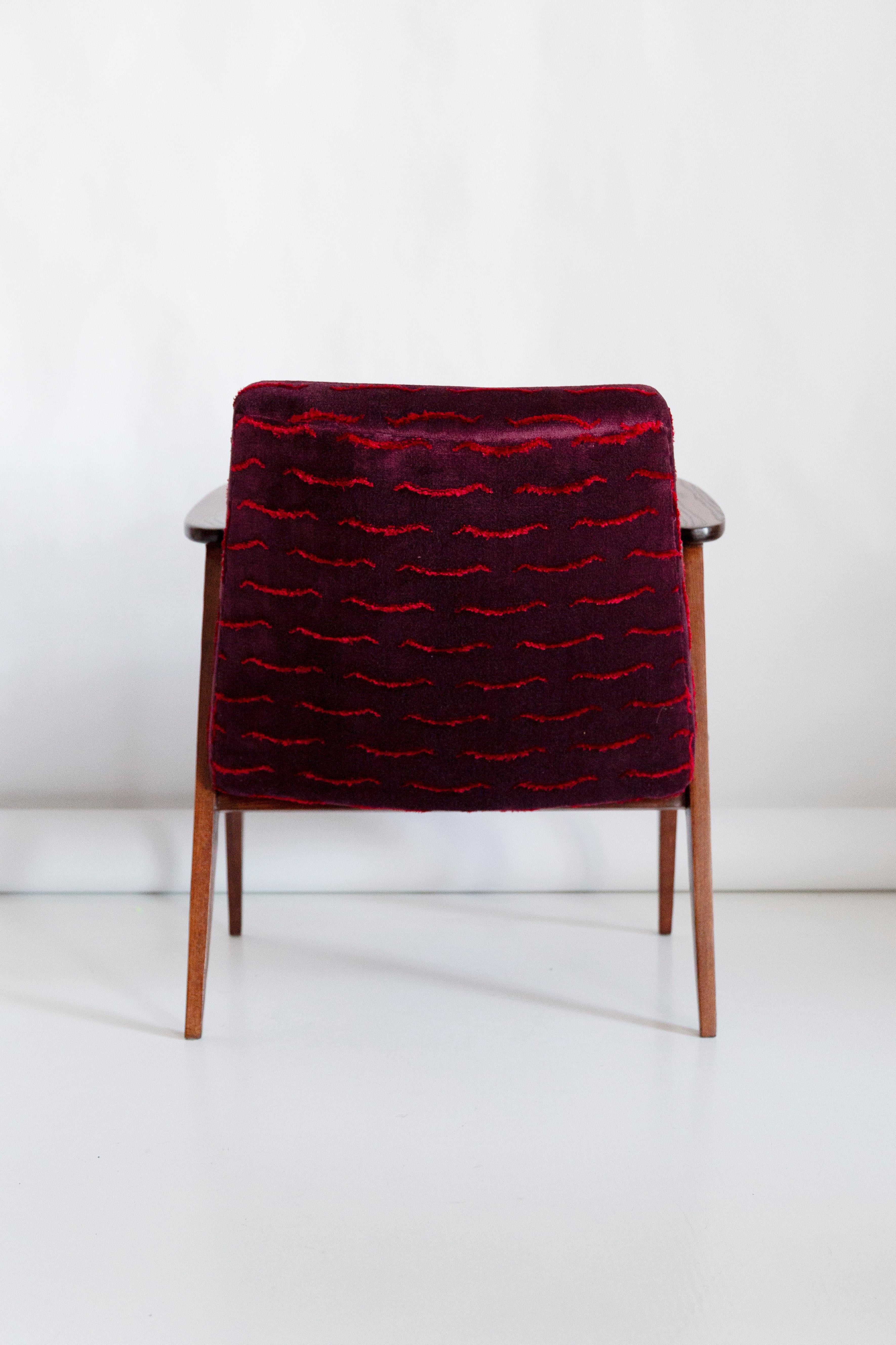 Pair of Mid-Century 366 Armchairs, Dark Velvet, by J Chierowski, Europe, 1960s For Sale 6