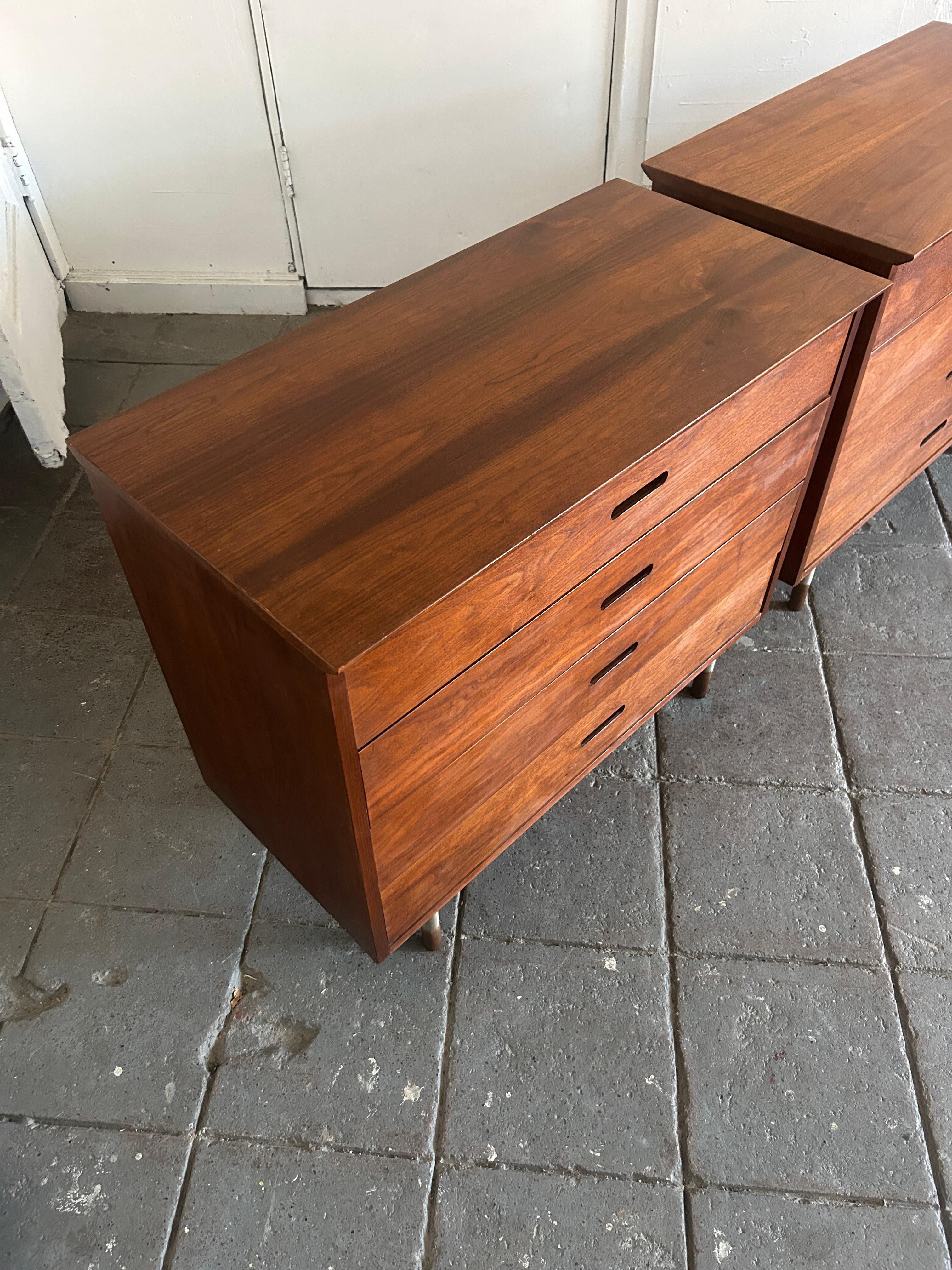 Mid-20th Century Pair of mid century 4 drawer walnut dressers by founders For Sale