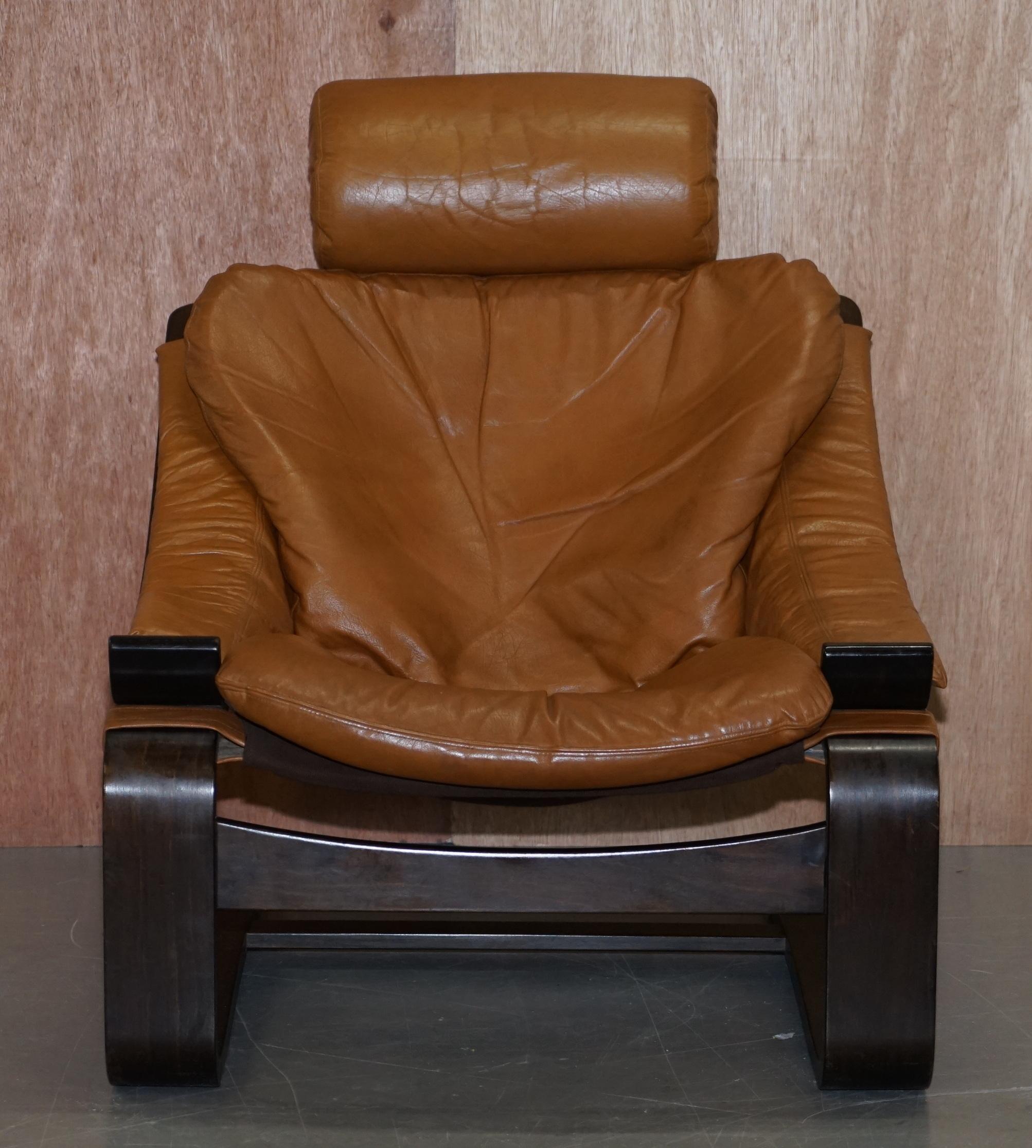 Mid-Century moderno Coppia di poltrone Ake Fribytter di metà secolo in pelle cognac Nelo Mobel Sewdish in vendita