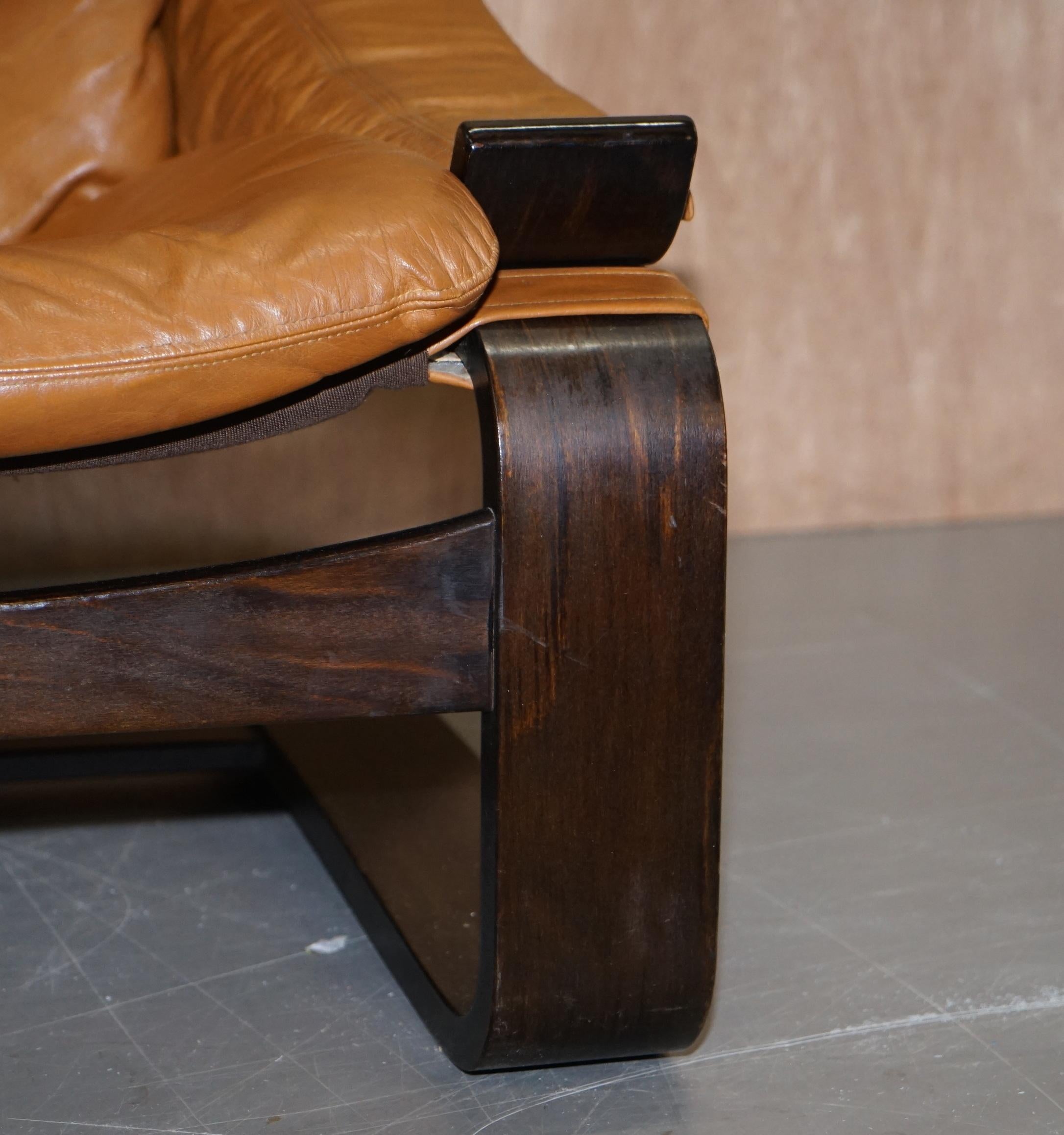 Pelle Coppia di poltrone Ake Fribytter di metà secolo in pelle cognac Nelo Mobel Sewdish in vendita