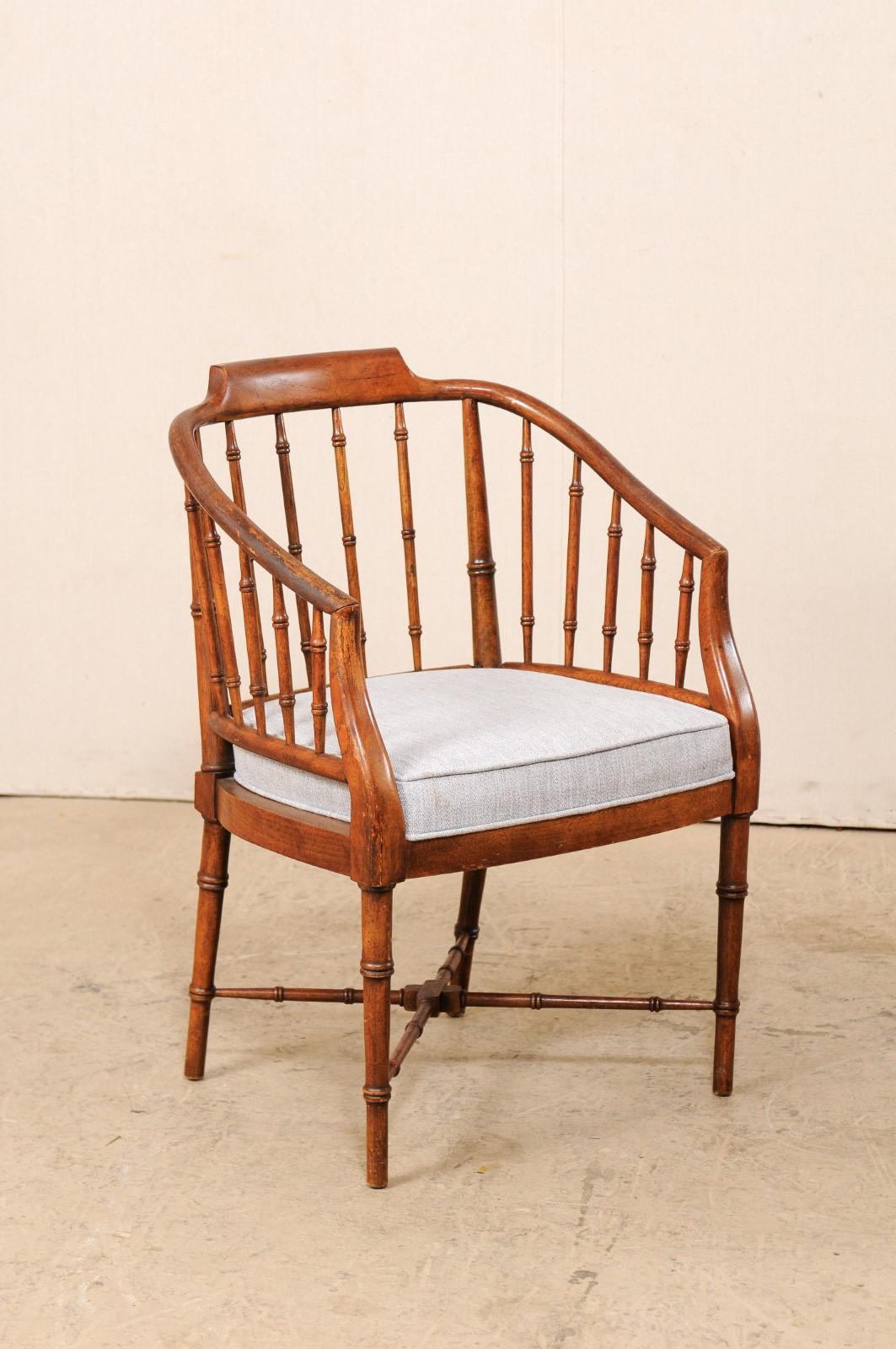 Hollywood Regency Pair of Midcentury American Faux-Bamboo Chairs