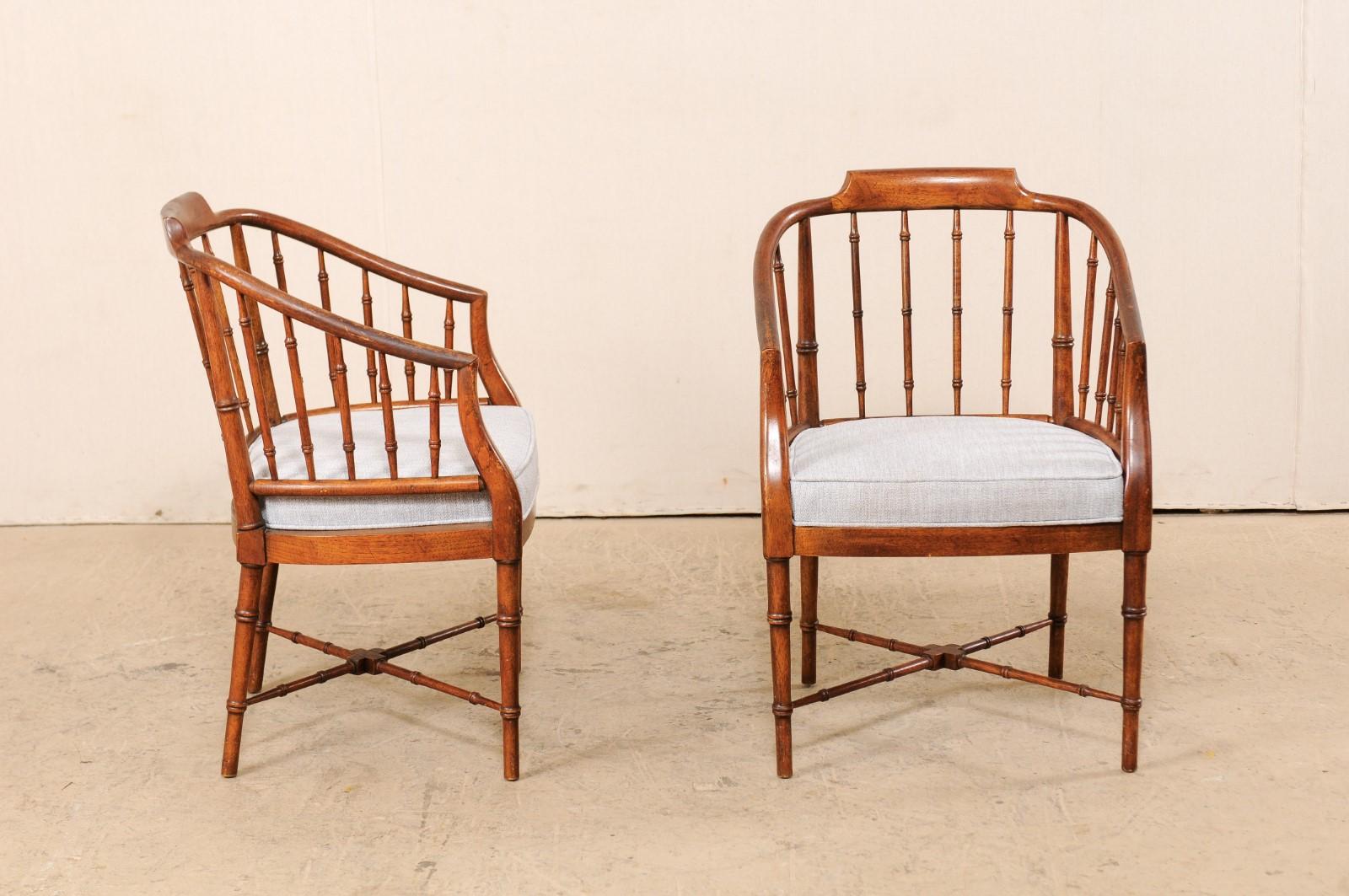 Pair of Midcentury American Faux-Bamboo Chairs In Good Condition In Atlanta, GA