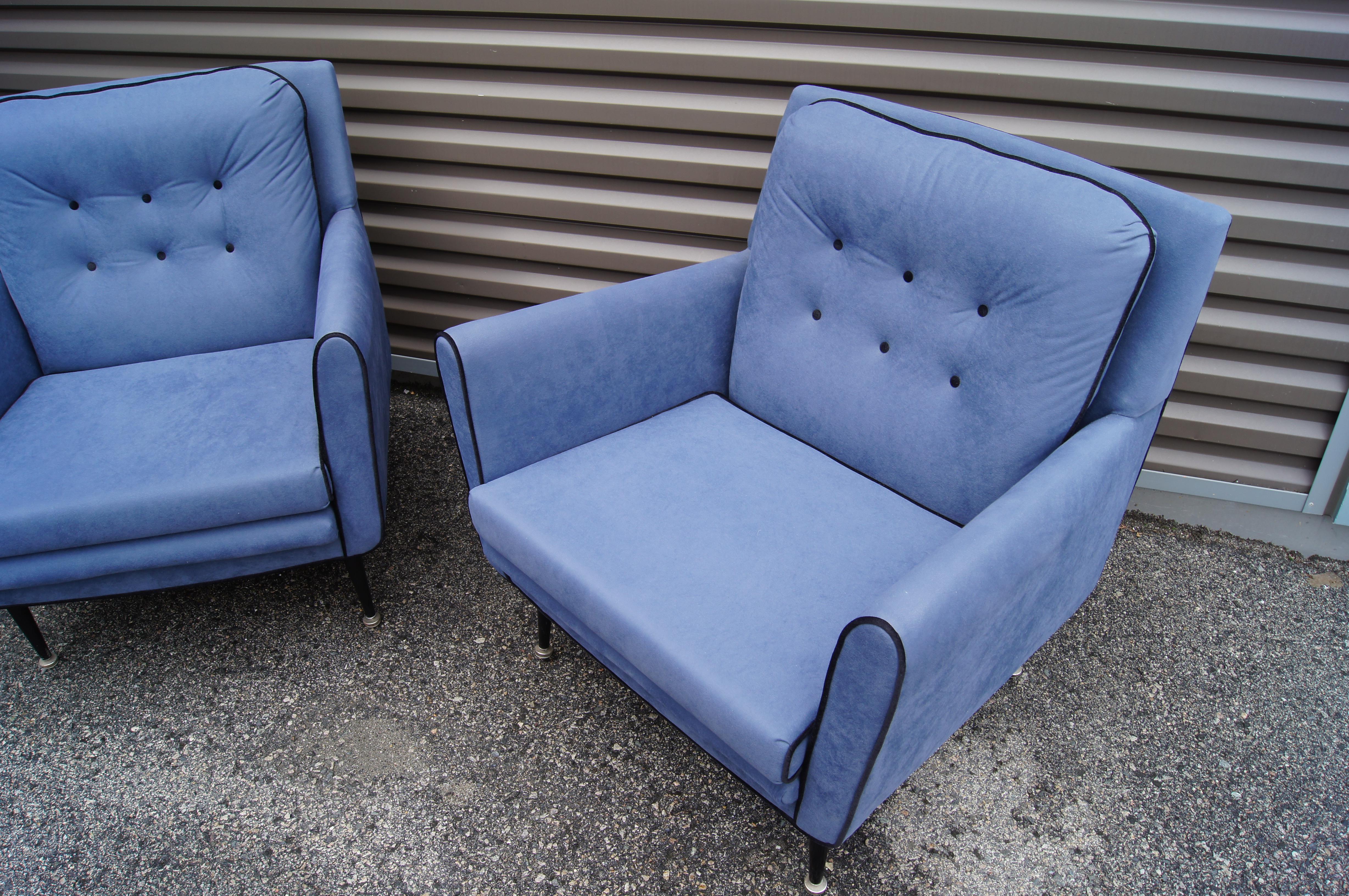 20th Century Pair of Mid-Century American Lounge Chairs For Sale