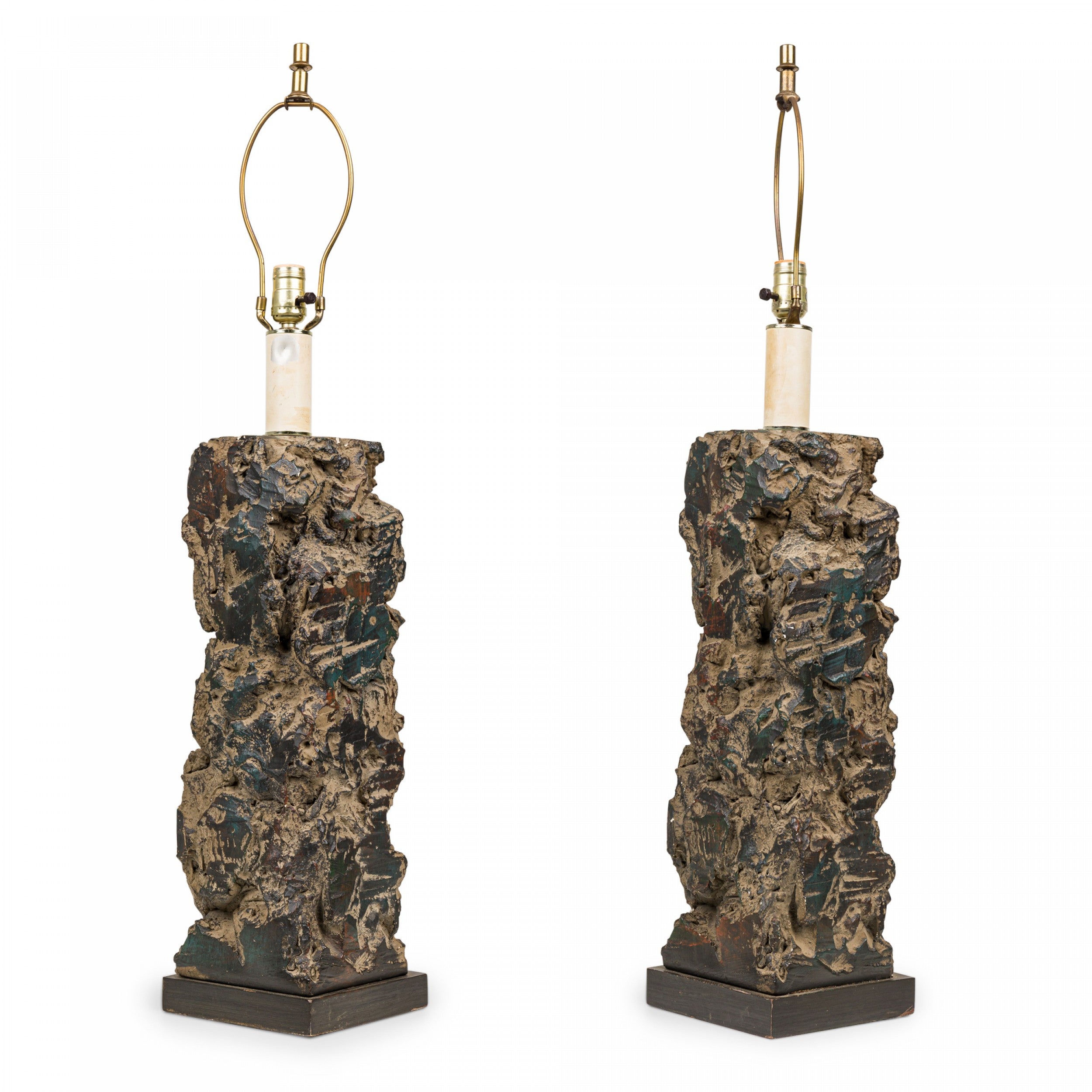 Paar amerikanische Gips-Tromp-l'oeil-Tischlampen „Rock Column“ aus der Mitte des Jahrhunderts