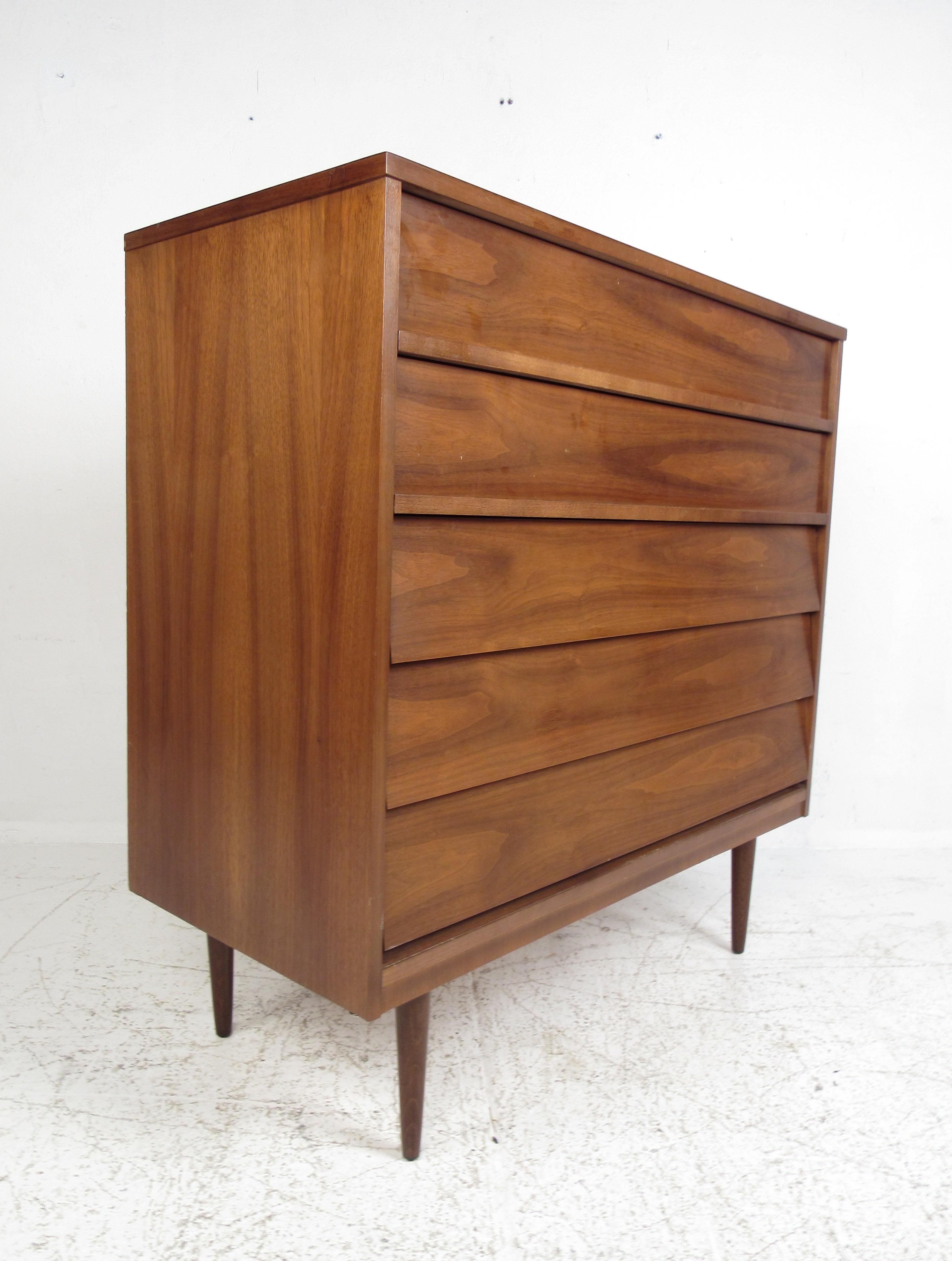 Mid-Century Modern Pair of Midcentury American Walnut Dressers by Dixie Furniture