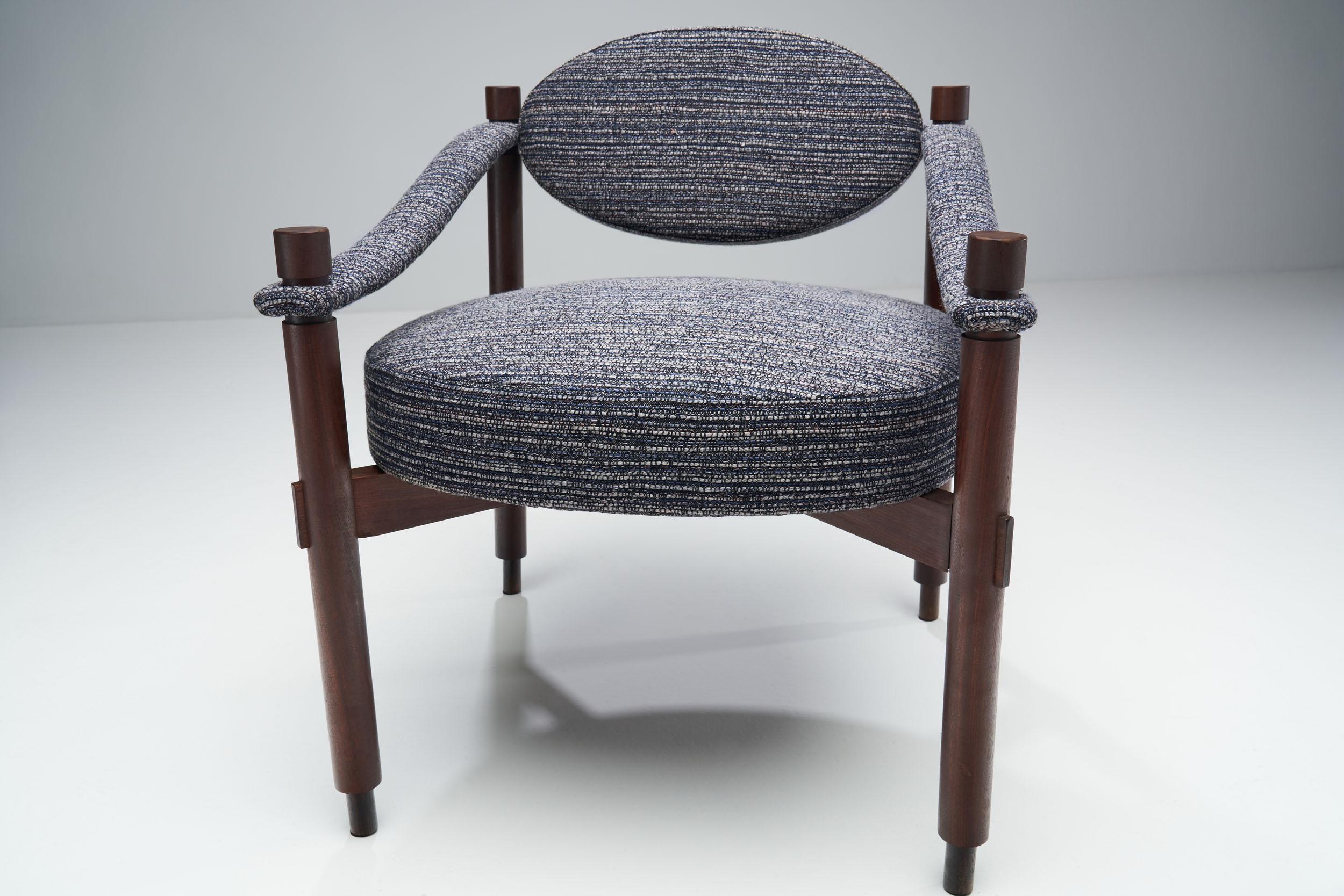 Ein Paar Sessel aus der Mitte des Jahrhunderts von Raffaella Crespi für Mobilia, Italien, 1960er Jahre im Angebot 2