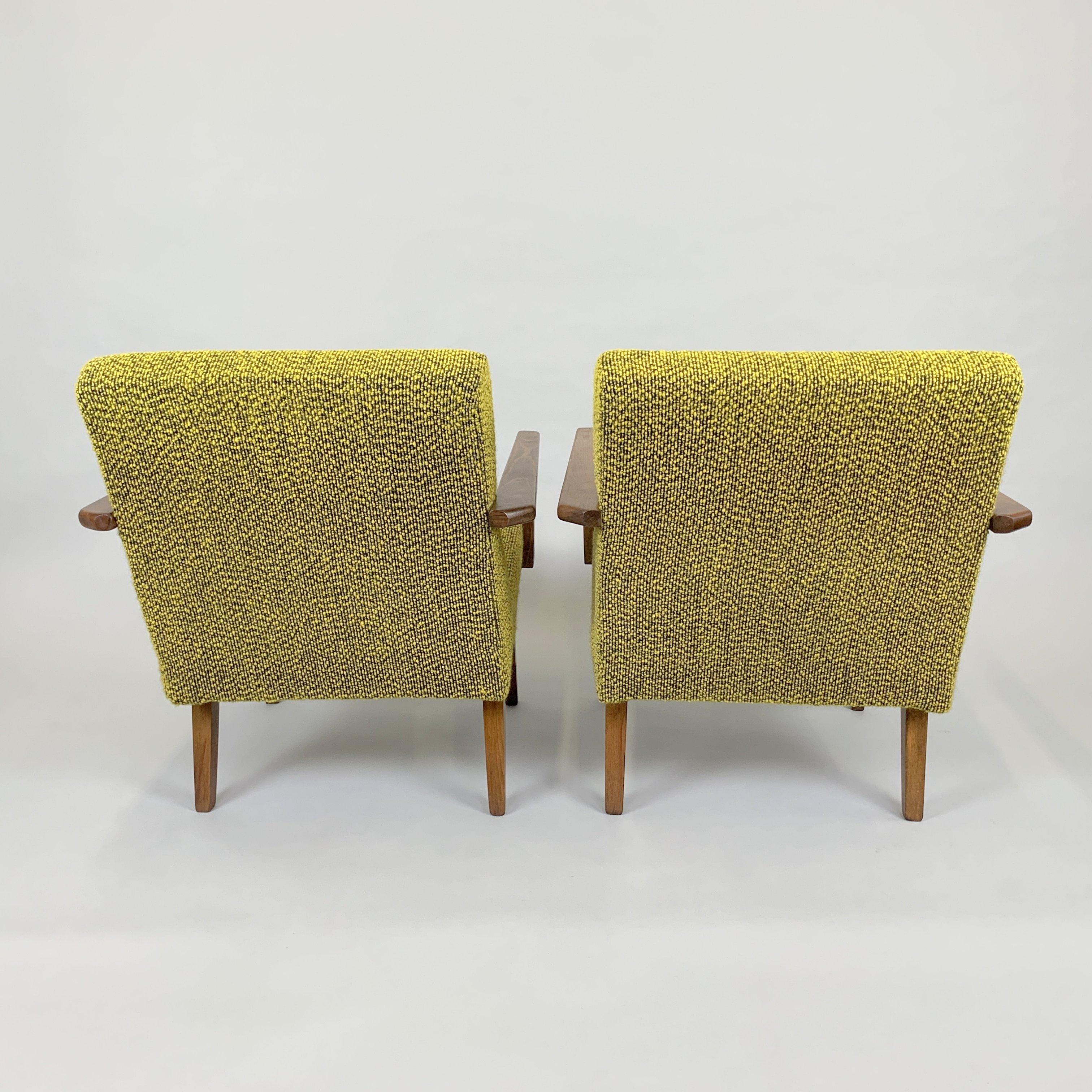 Paar Sessel aus der Mitte des Jahrhunderts, Tschechoslowakei, 1960er Jahre im Angebot 2