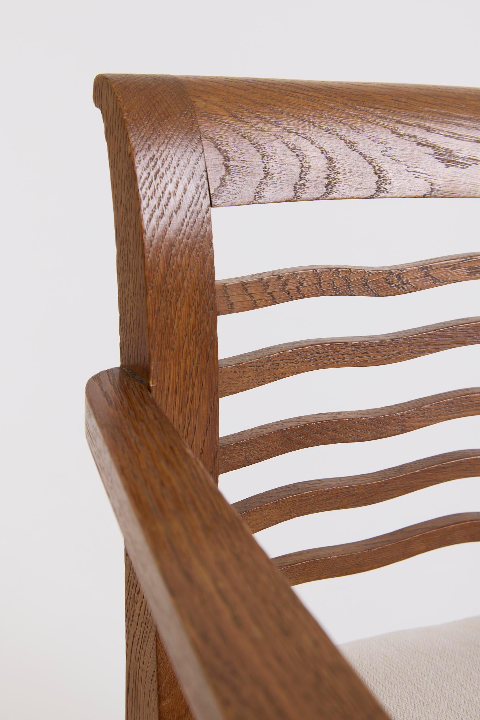 Coppia di poltrone di metà secolo in vendita 7