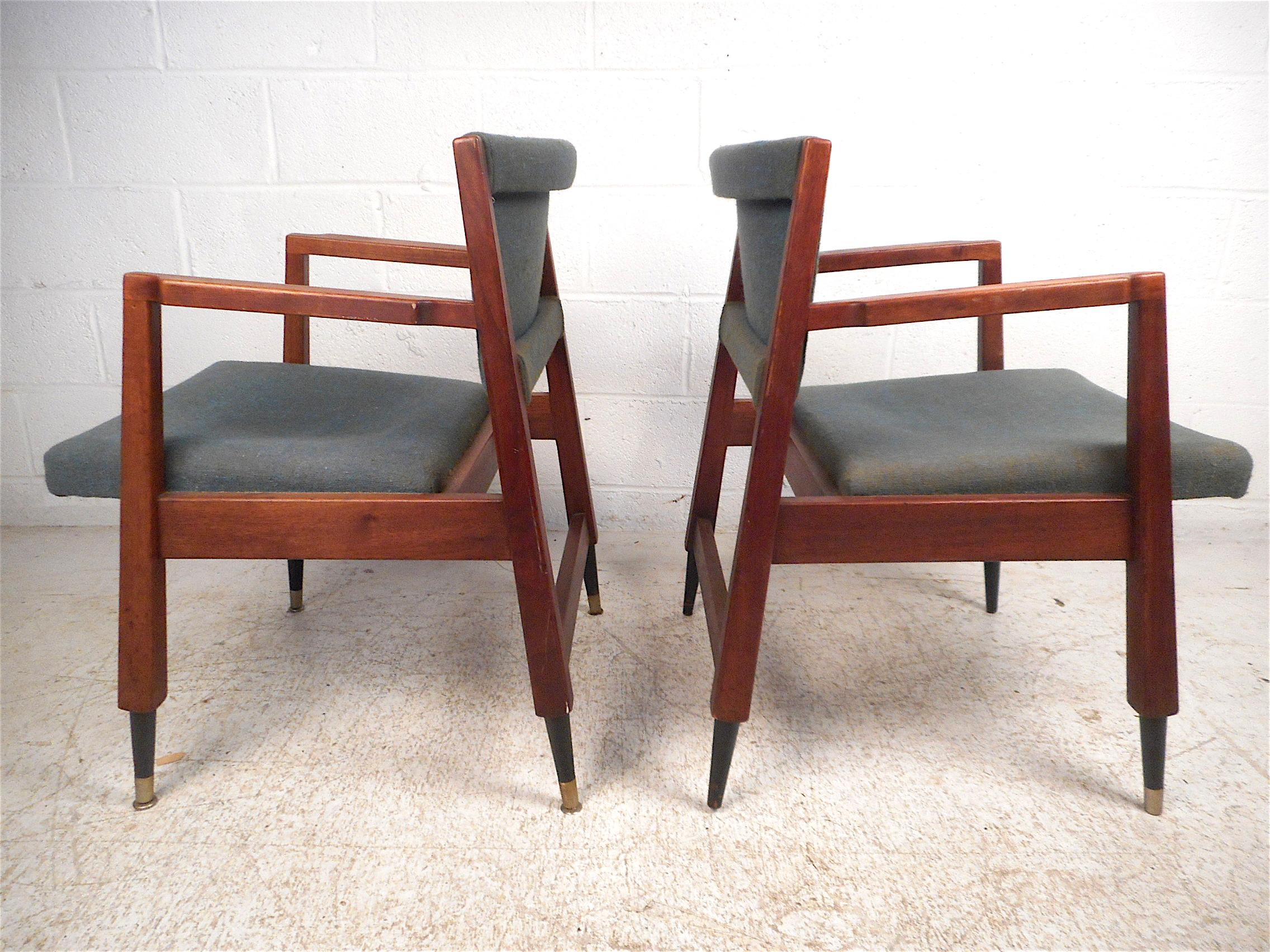 Pair of Midcentury Armchairs In Good Condition In Brooklyn, NY