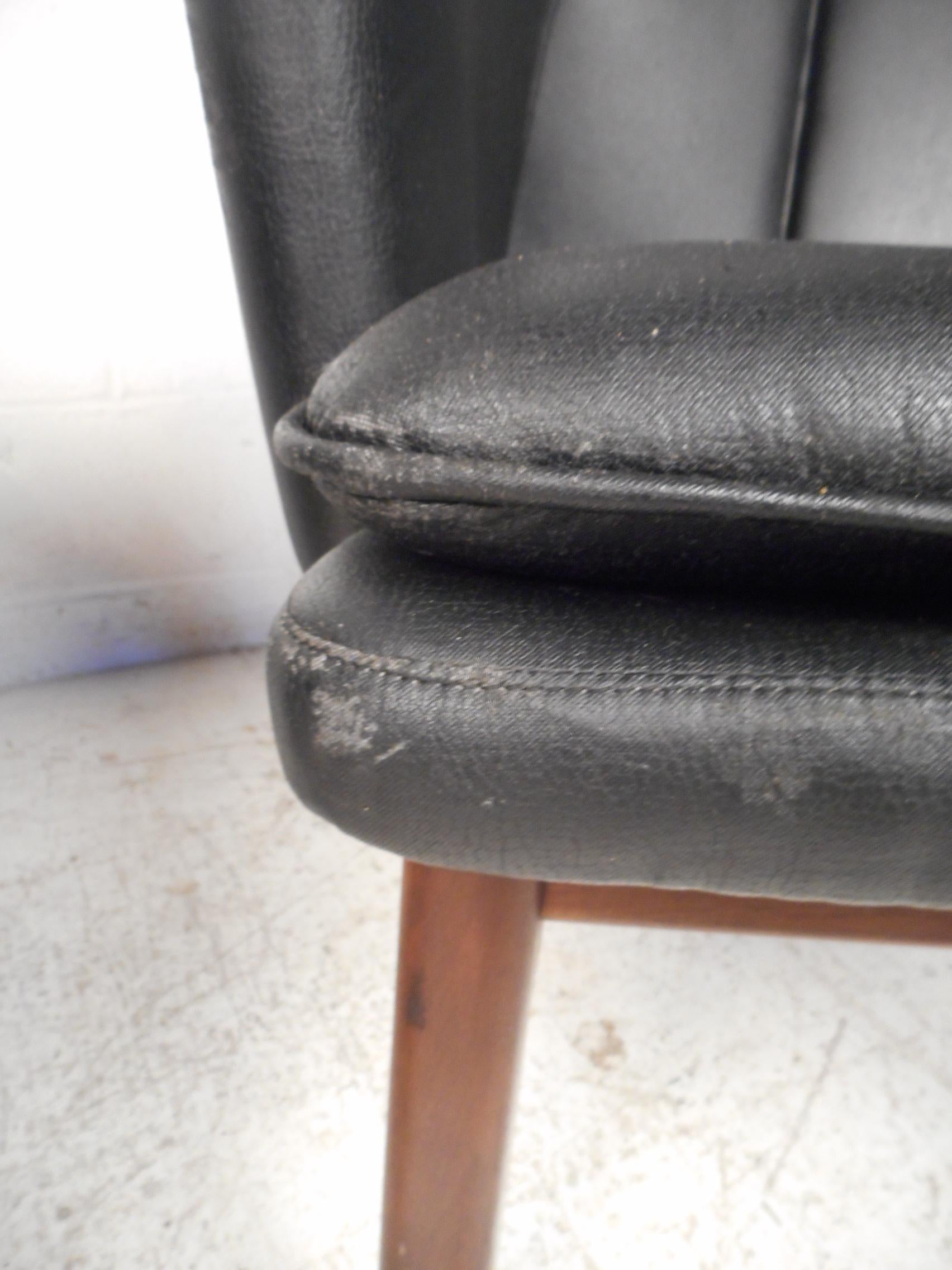 Pair of Midcentury Armchairs 3