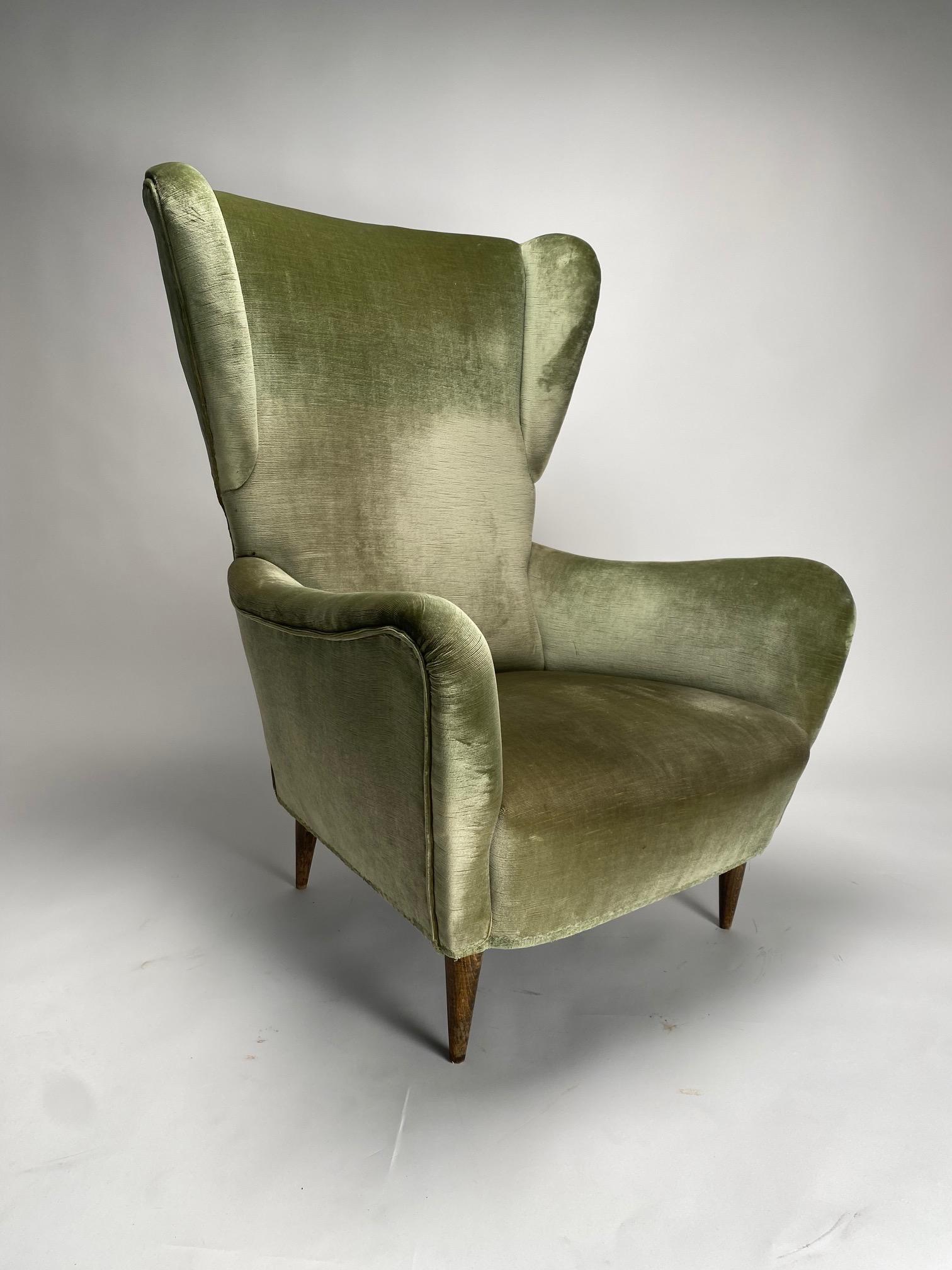 Pair of Mid-Century Armchairs, Gio Ponti Style, Italy, 1950s For Sale 1